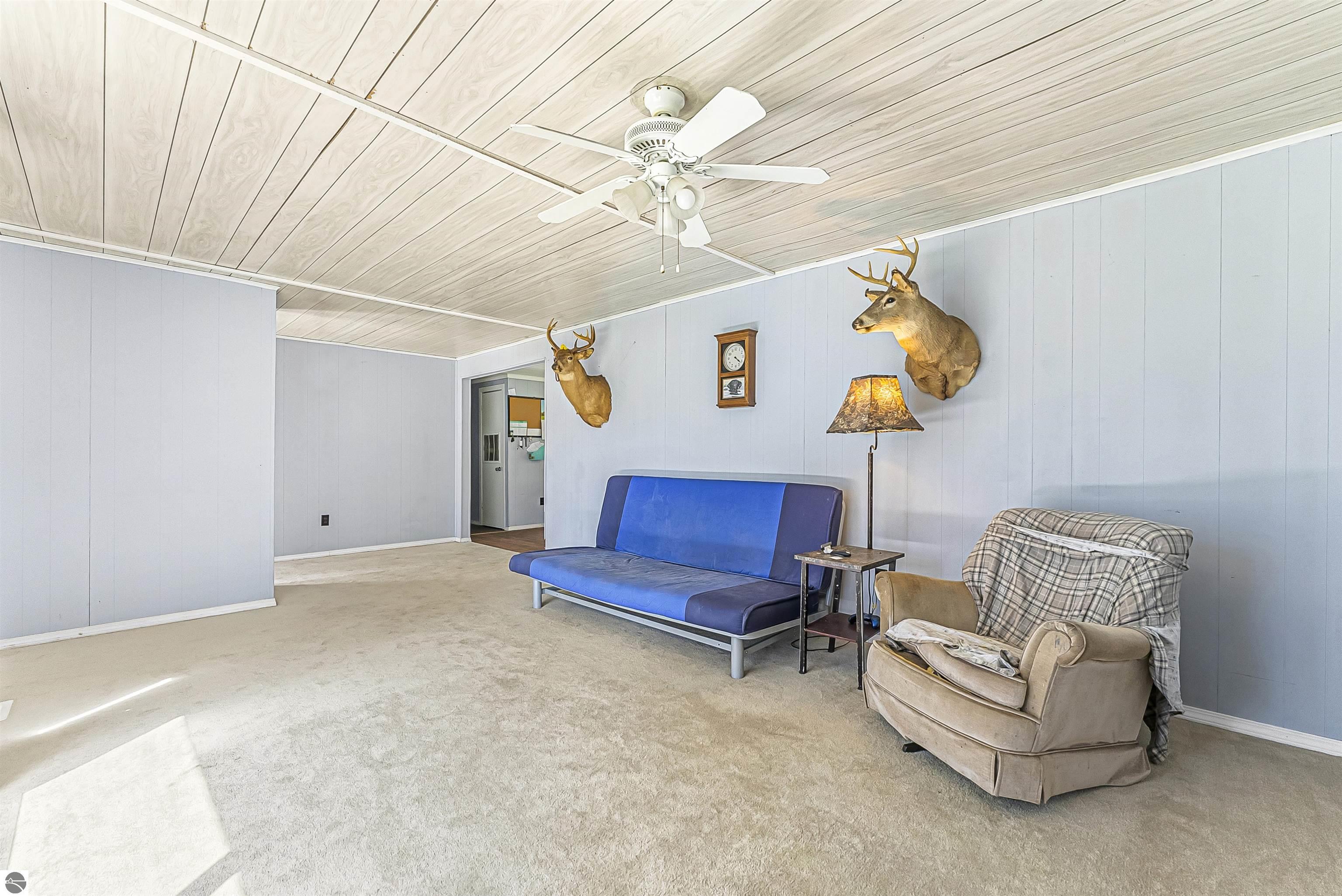 5271 US-131, SW