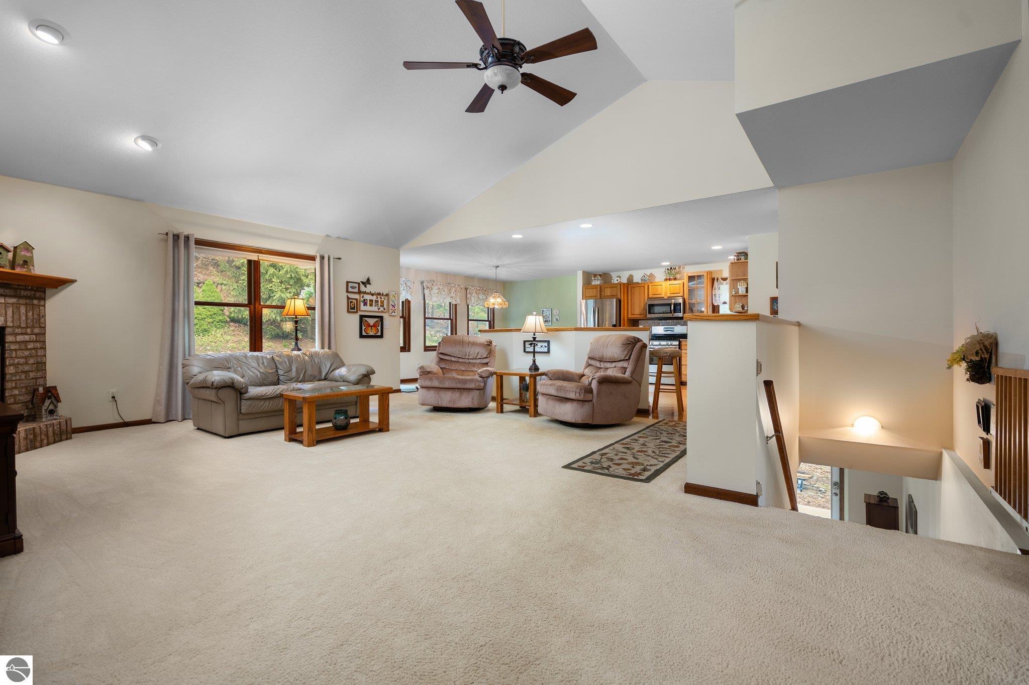 4611 Audubon Drive