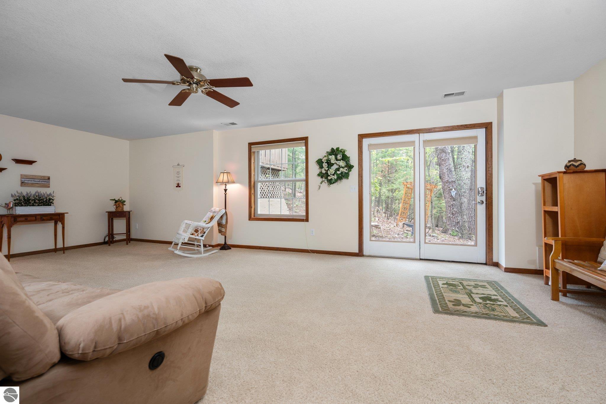 4611 Audubon Drive