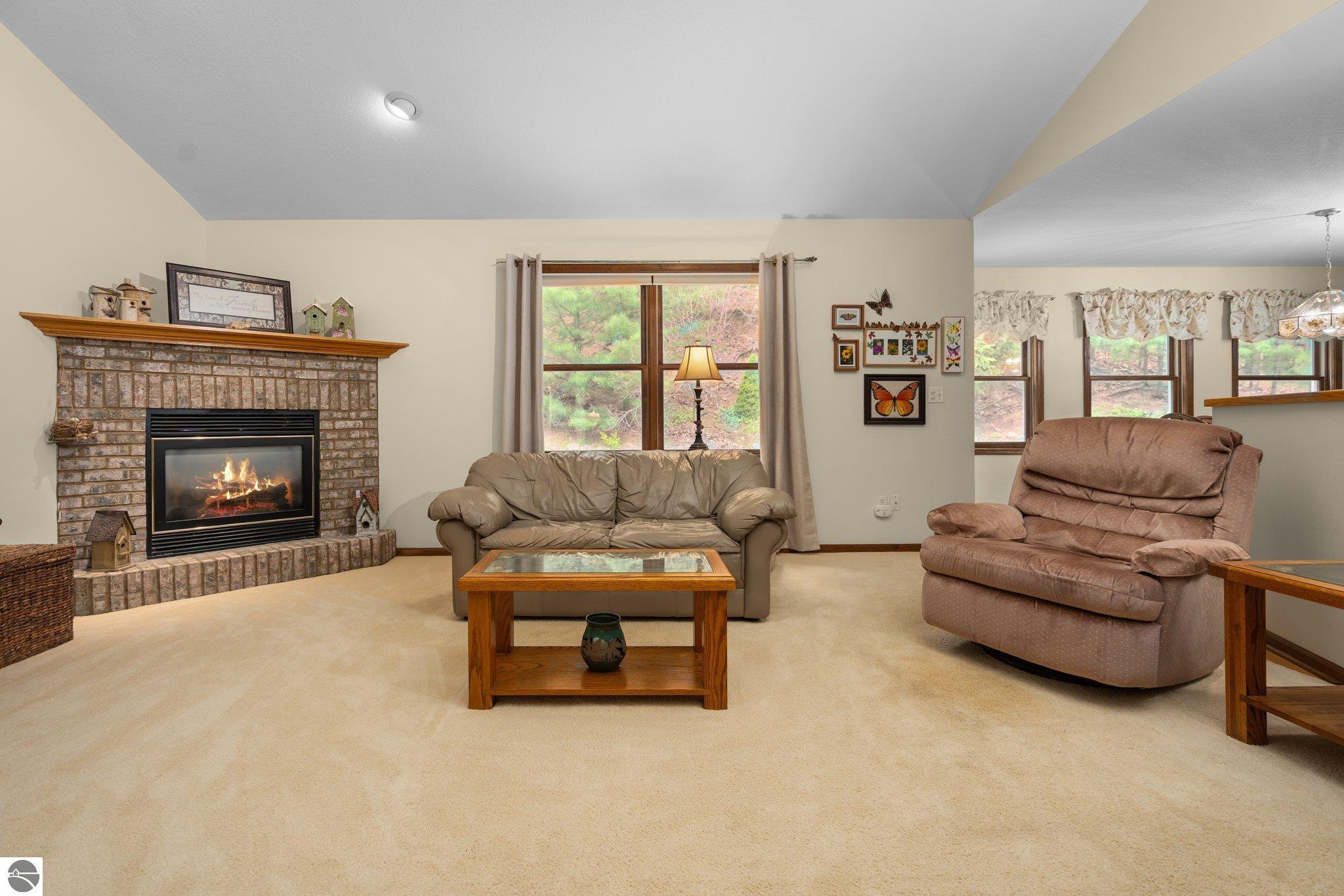4611 Audubon Drive