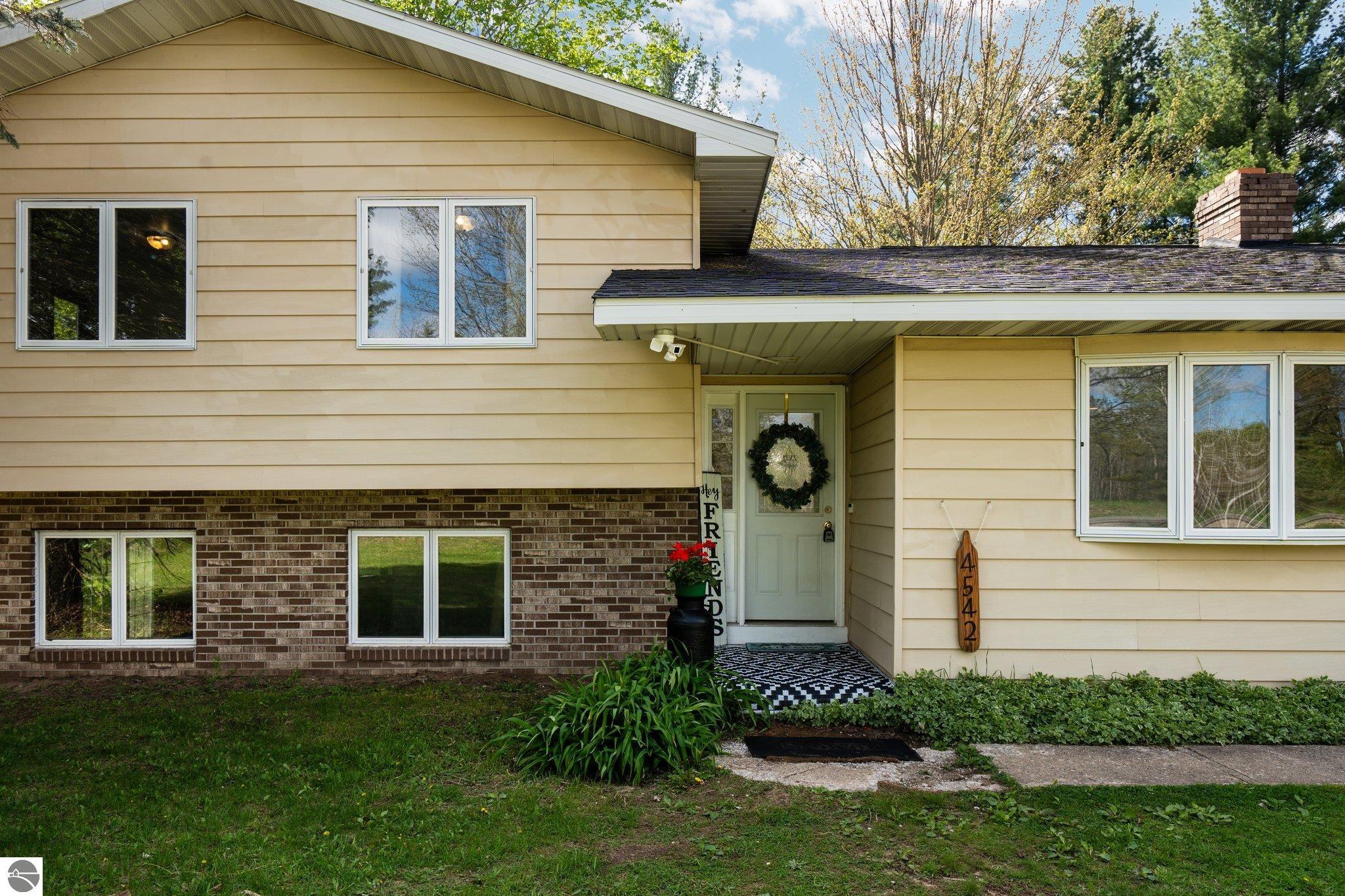 4542 Crofton Road, SW