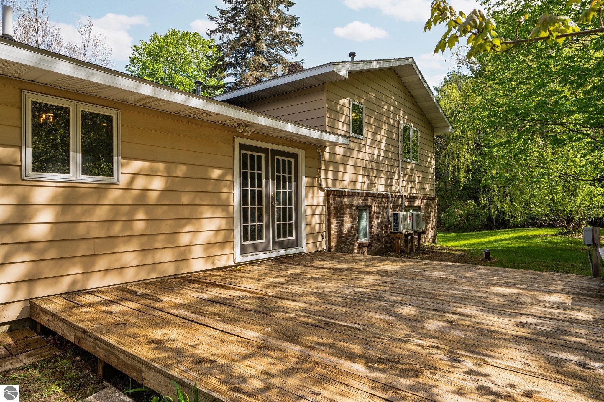 4542 Crofton Road, SW