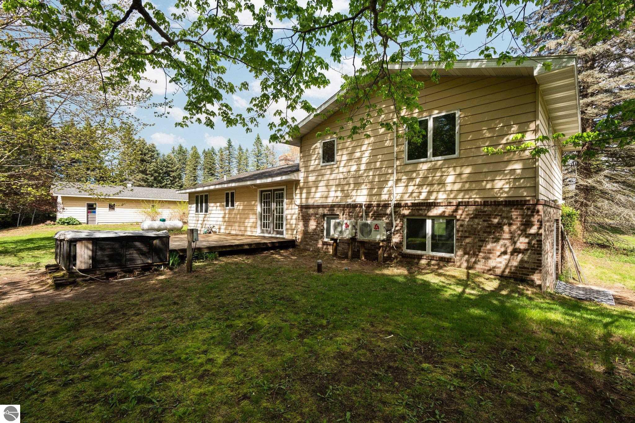 4542 Crofton Road, SW