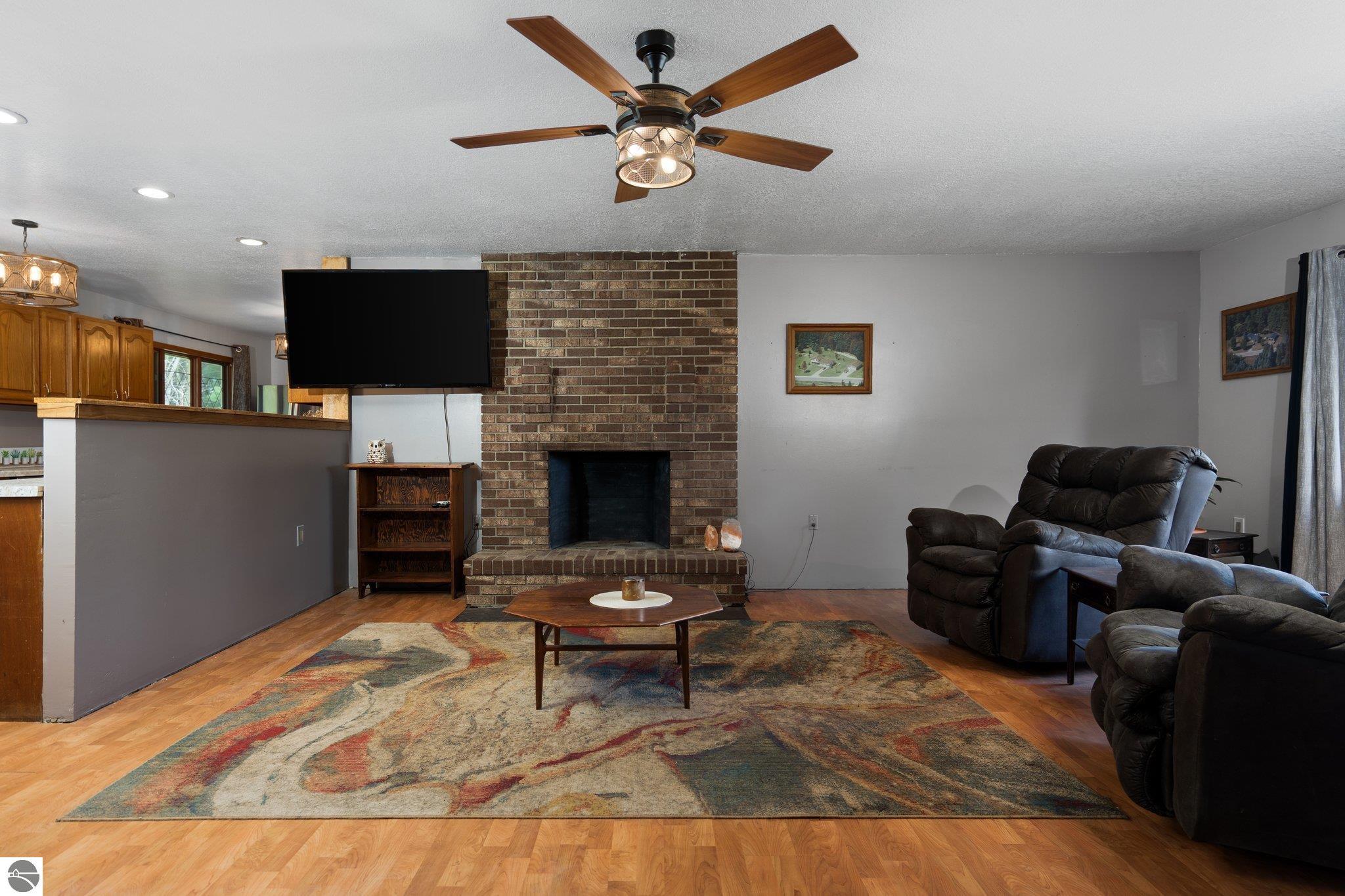 4542 Crofton Road, SW