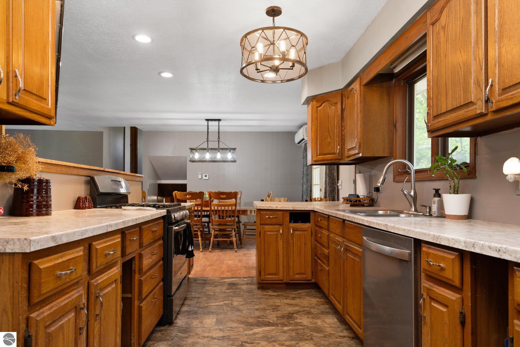 4542 Crofton Road, SW