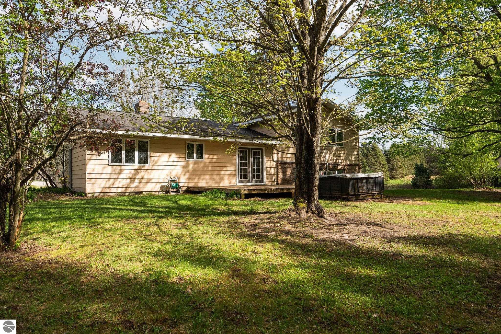 4542 Crofton Road, SW