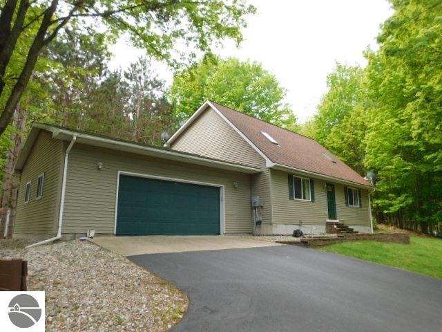 12149 Cabin Lane