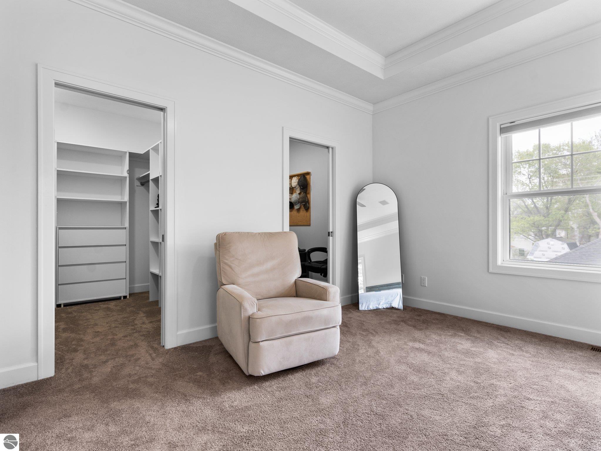 215 S Elmwood