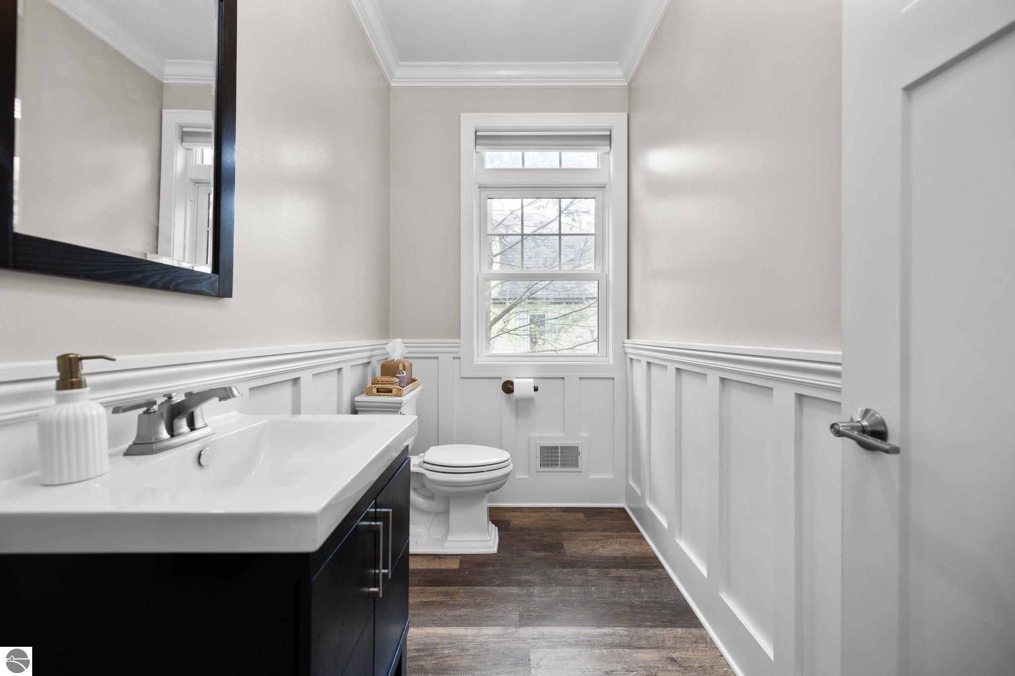 215 S Elmwood