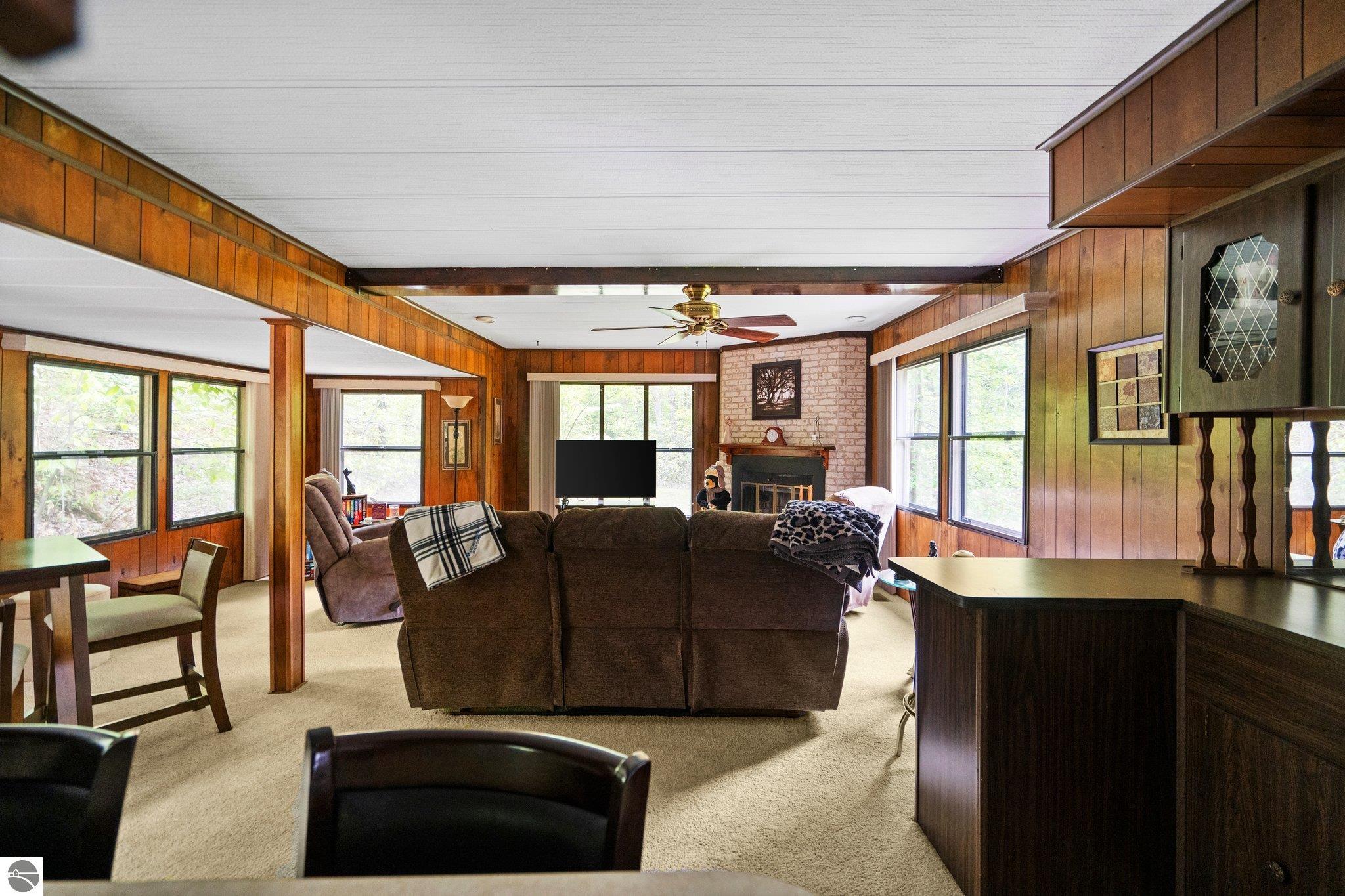 1912 Rosenburg Road