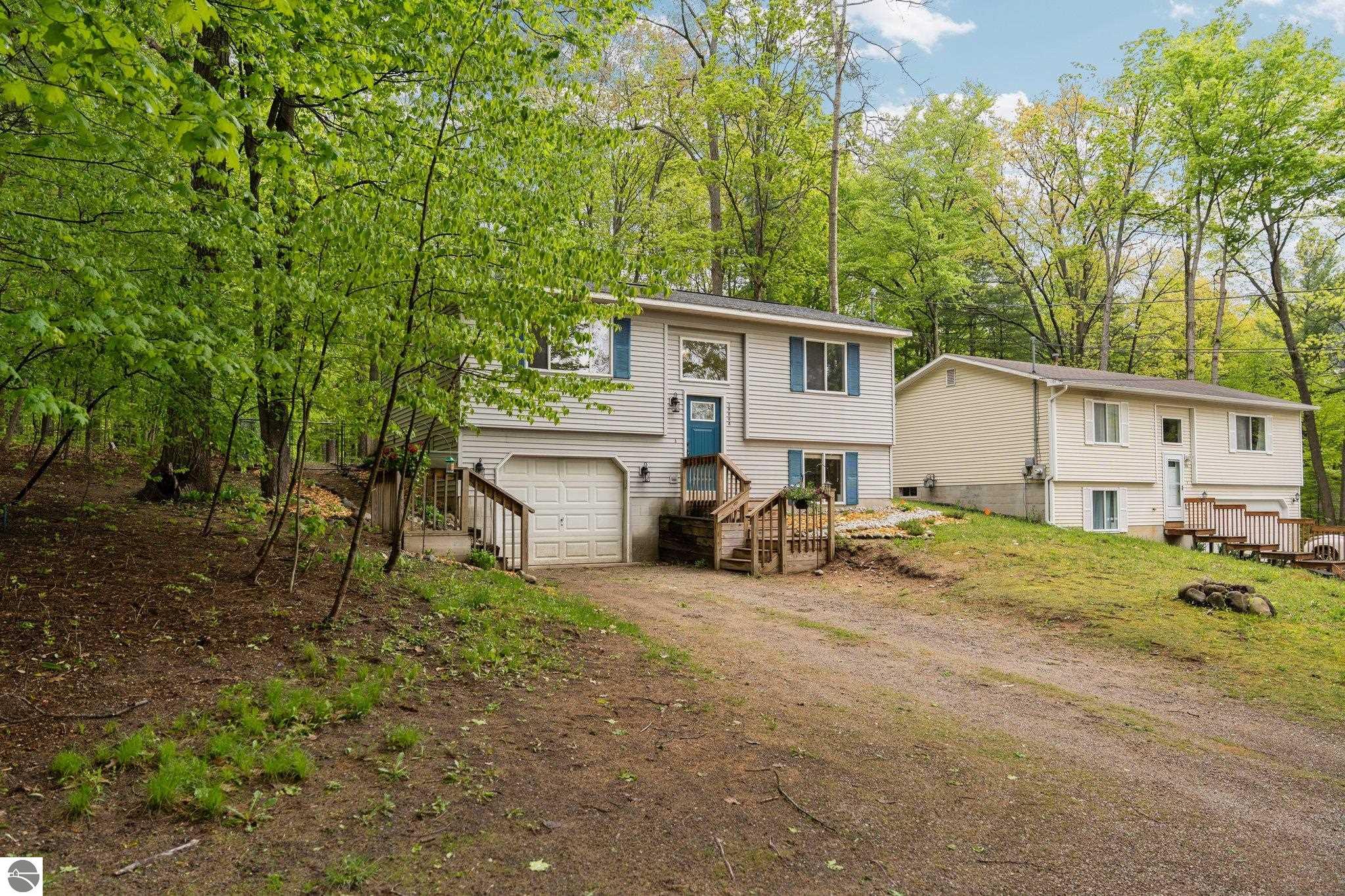 18864 Lakewood Circle