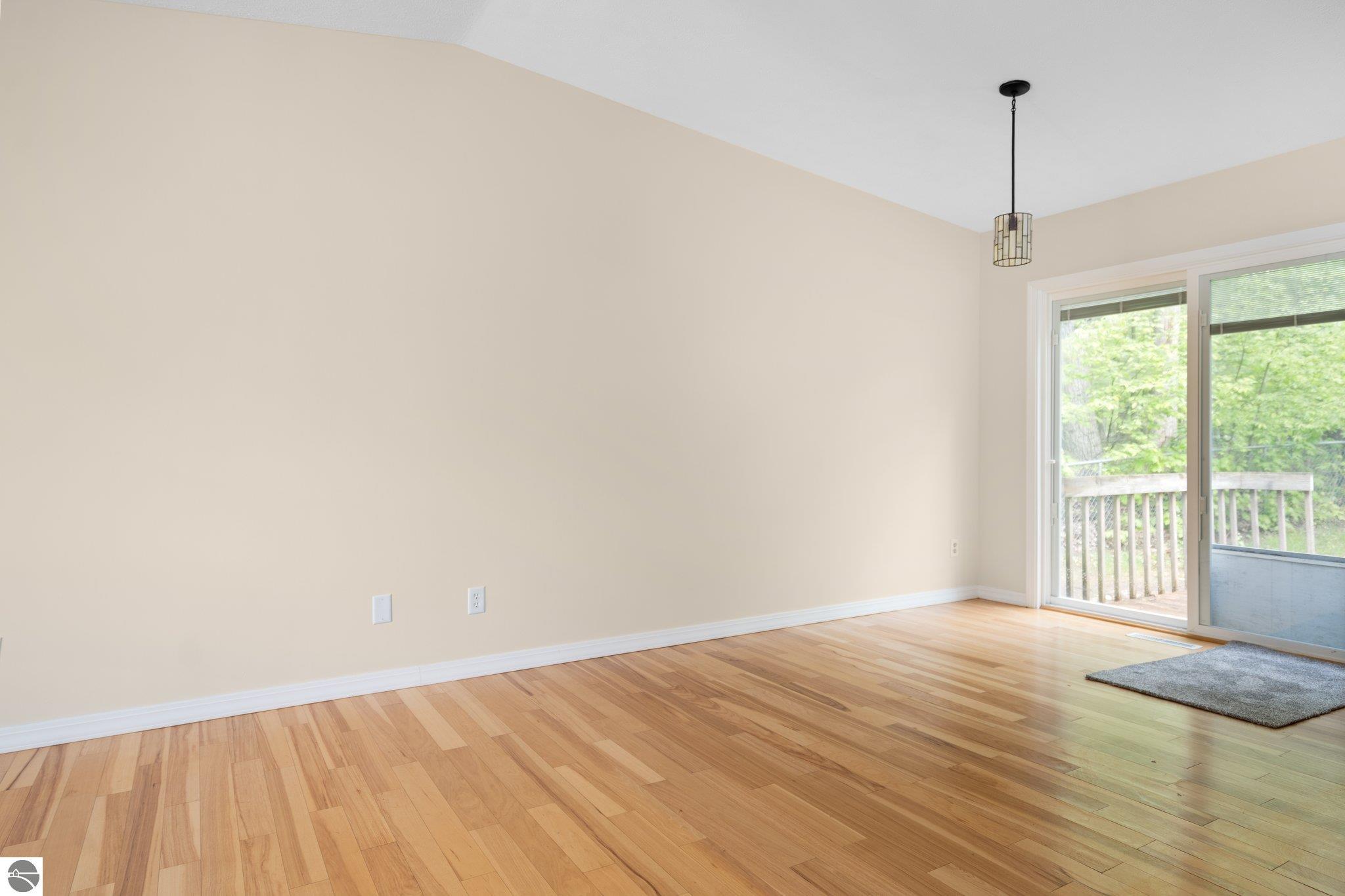 18864 Lakewood Circle