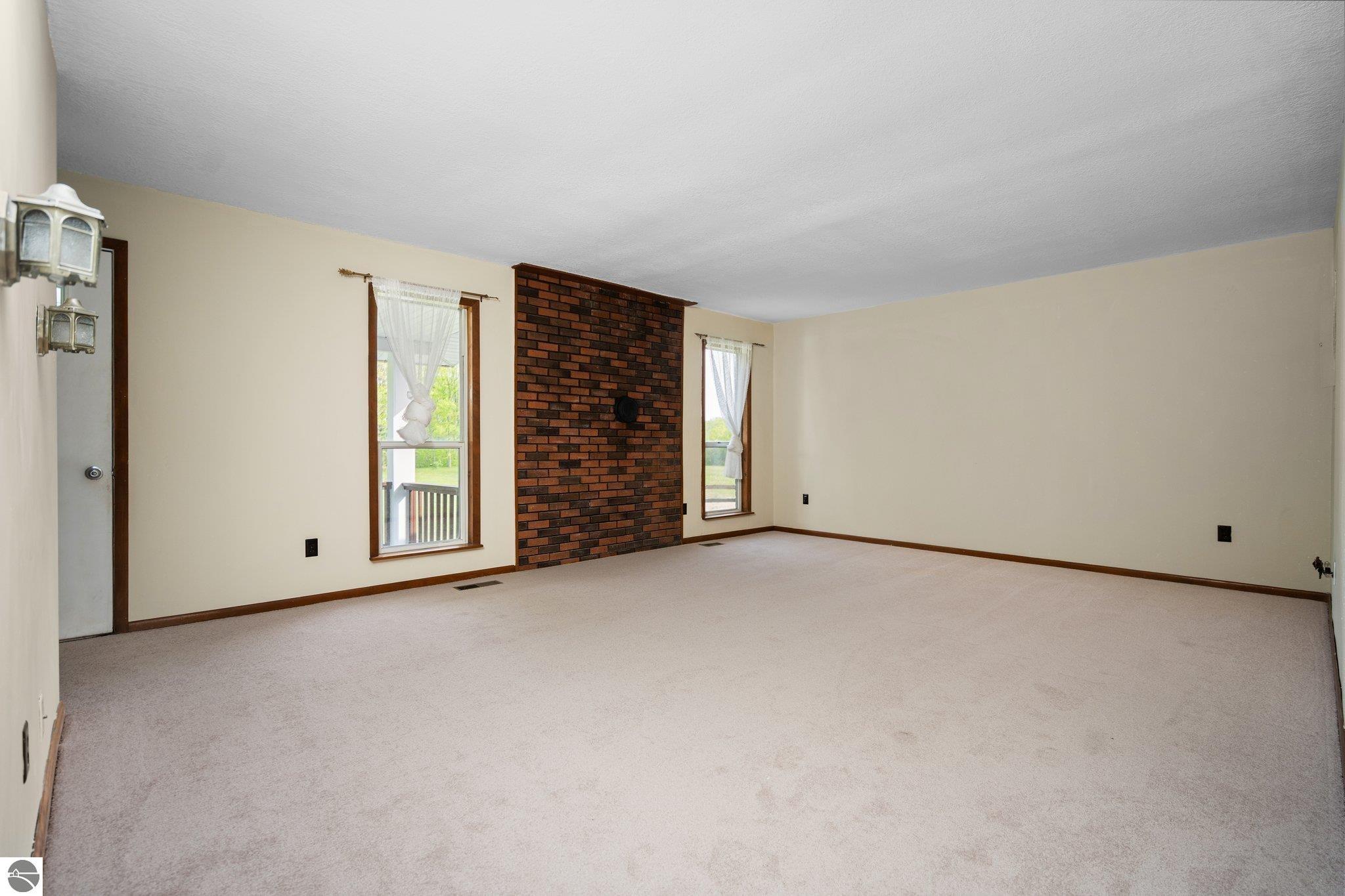 3091 US-131, S