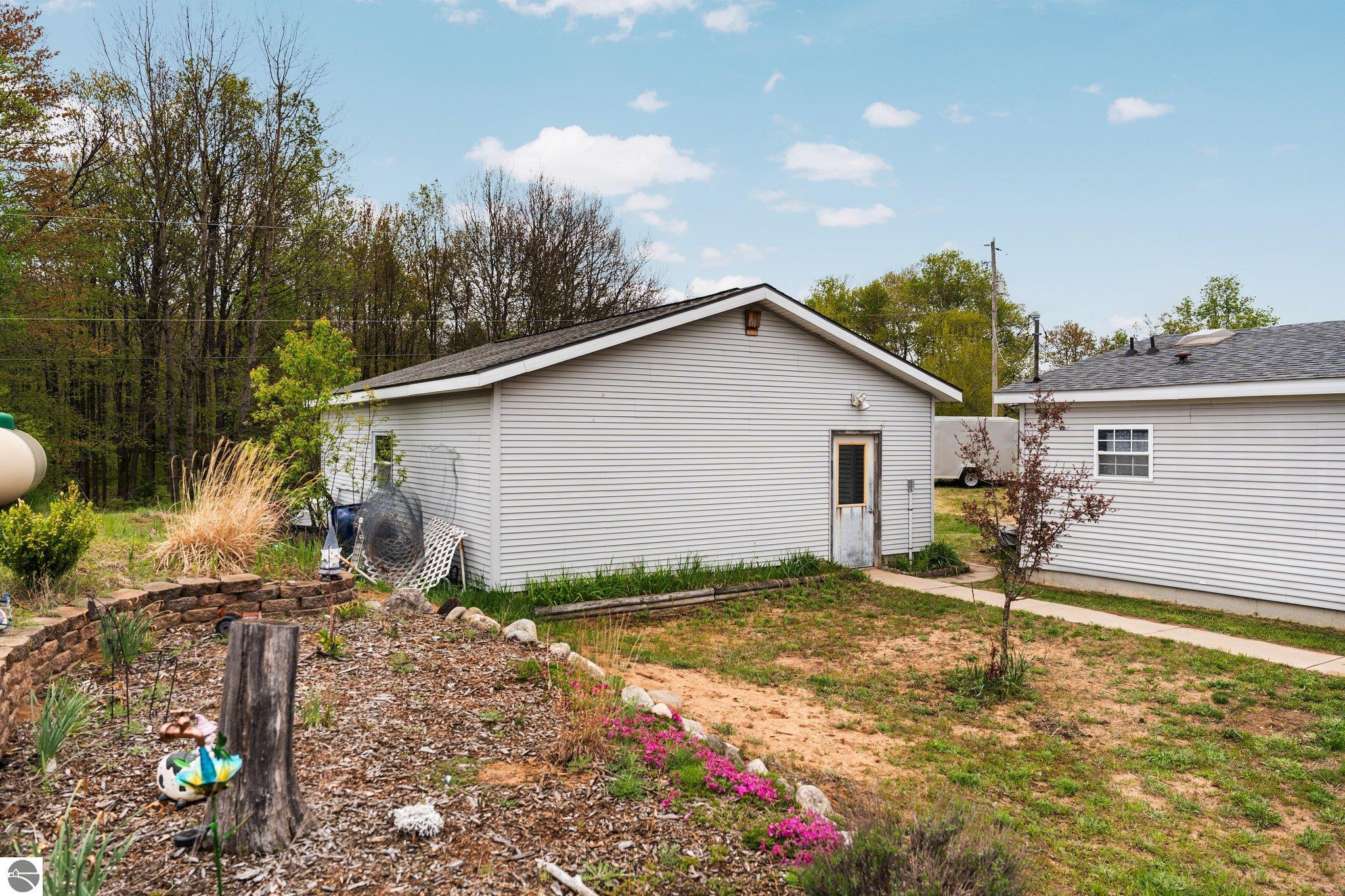 9170 Townline Road
