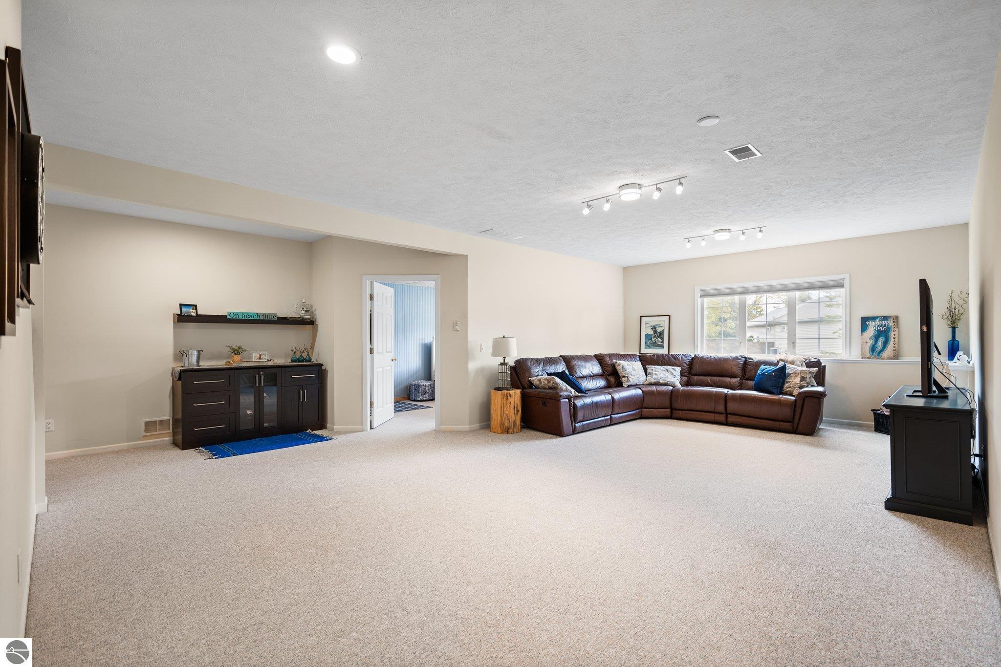 12033 S Elk Run Drive