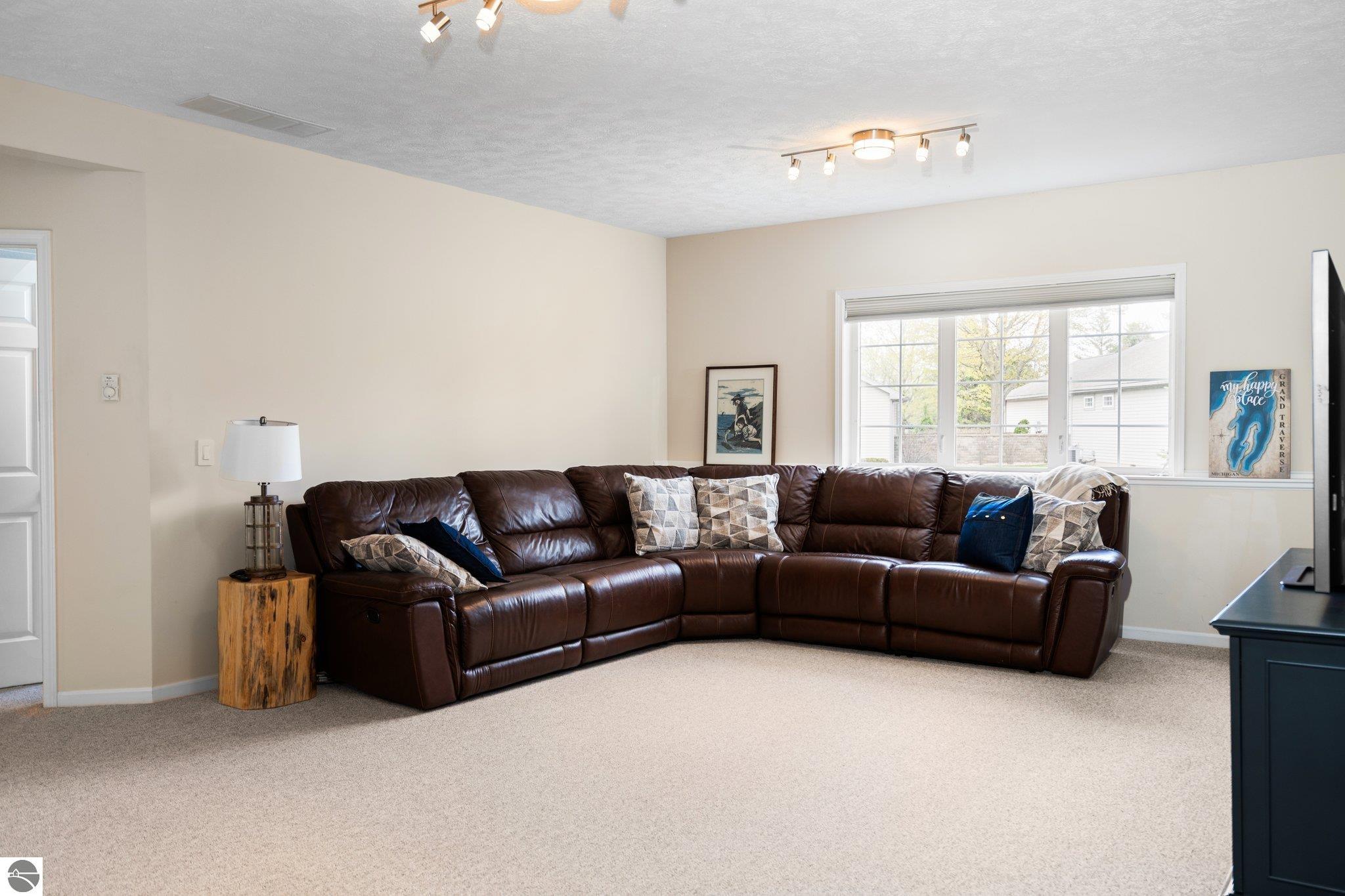 12033 S Elk Run Drive