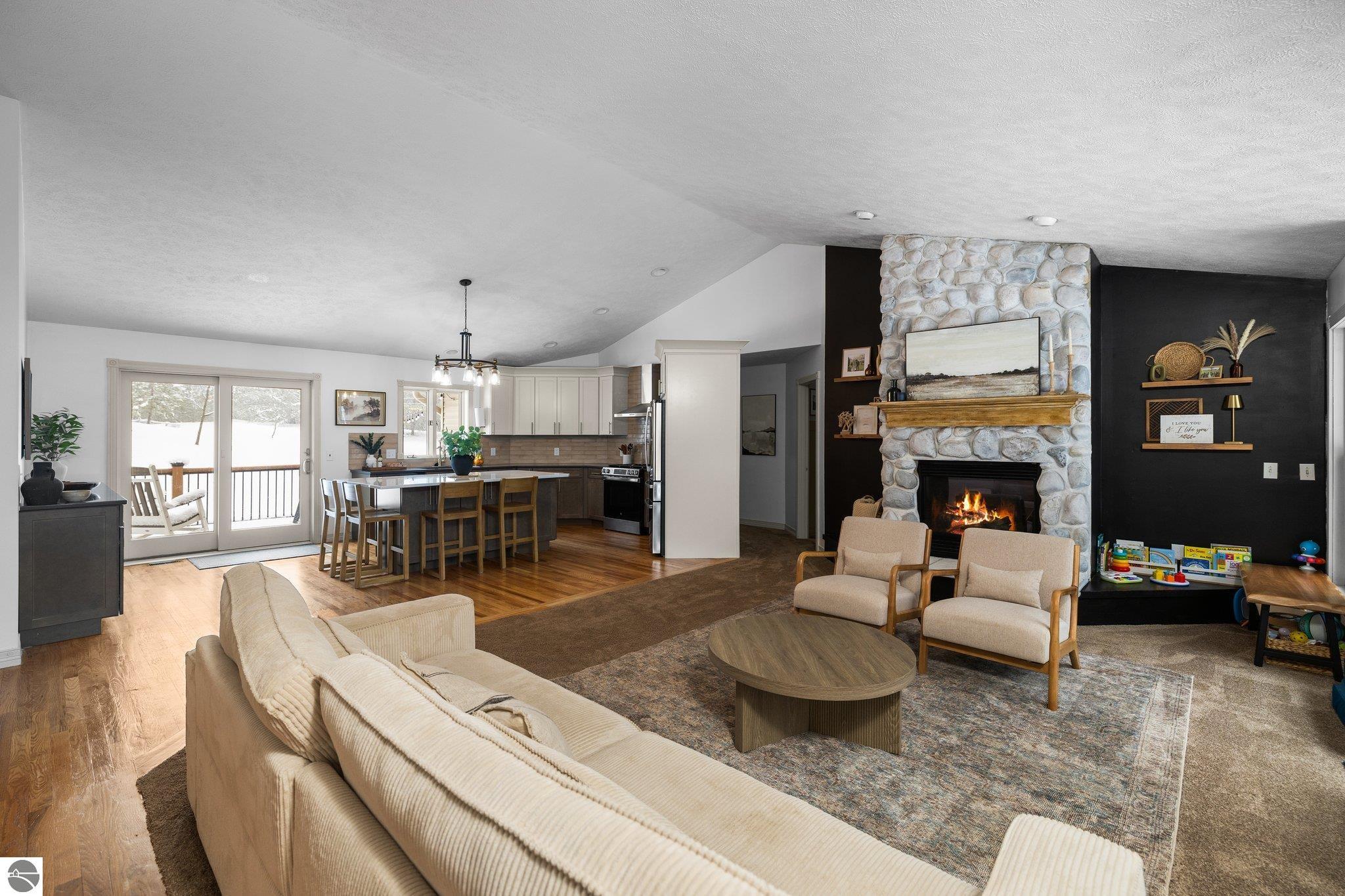 2187 River Highlands Lane