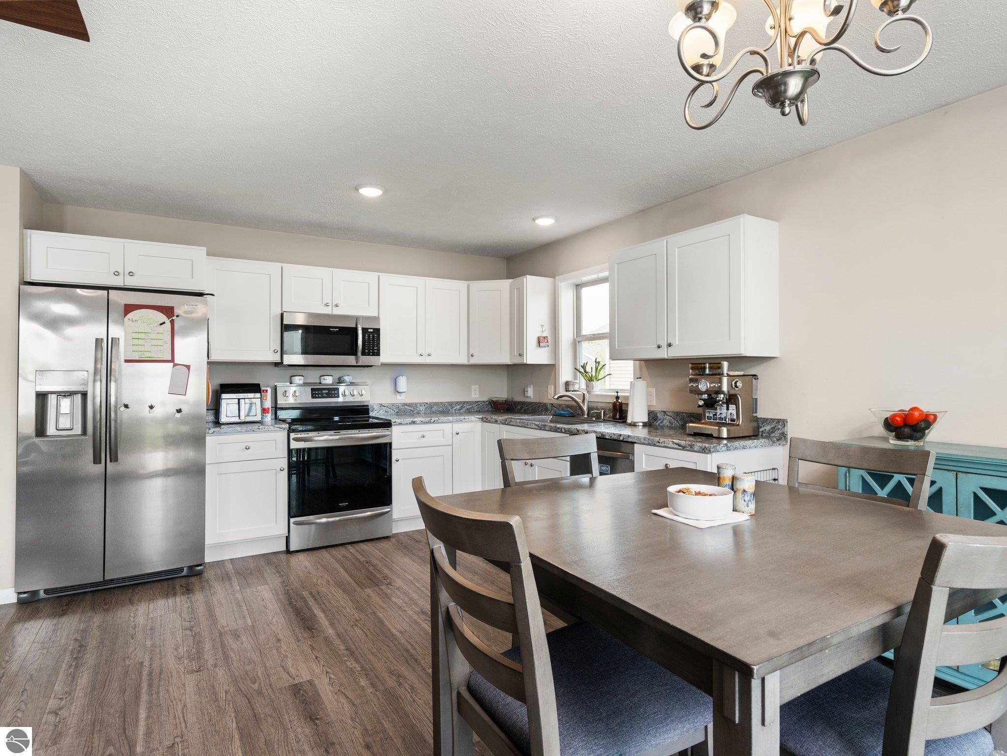 3632 Tanager Drive