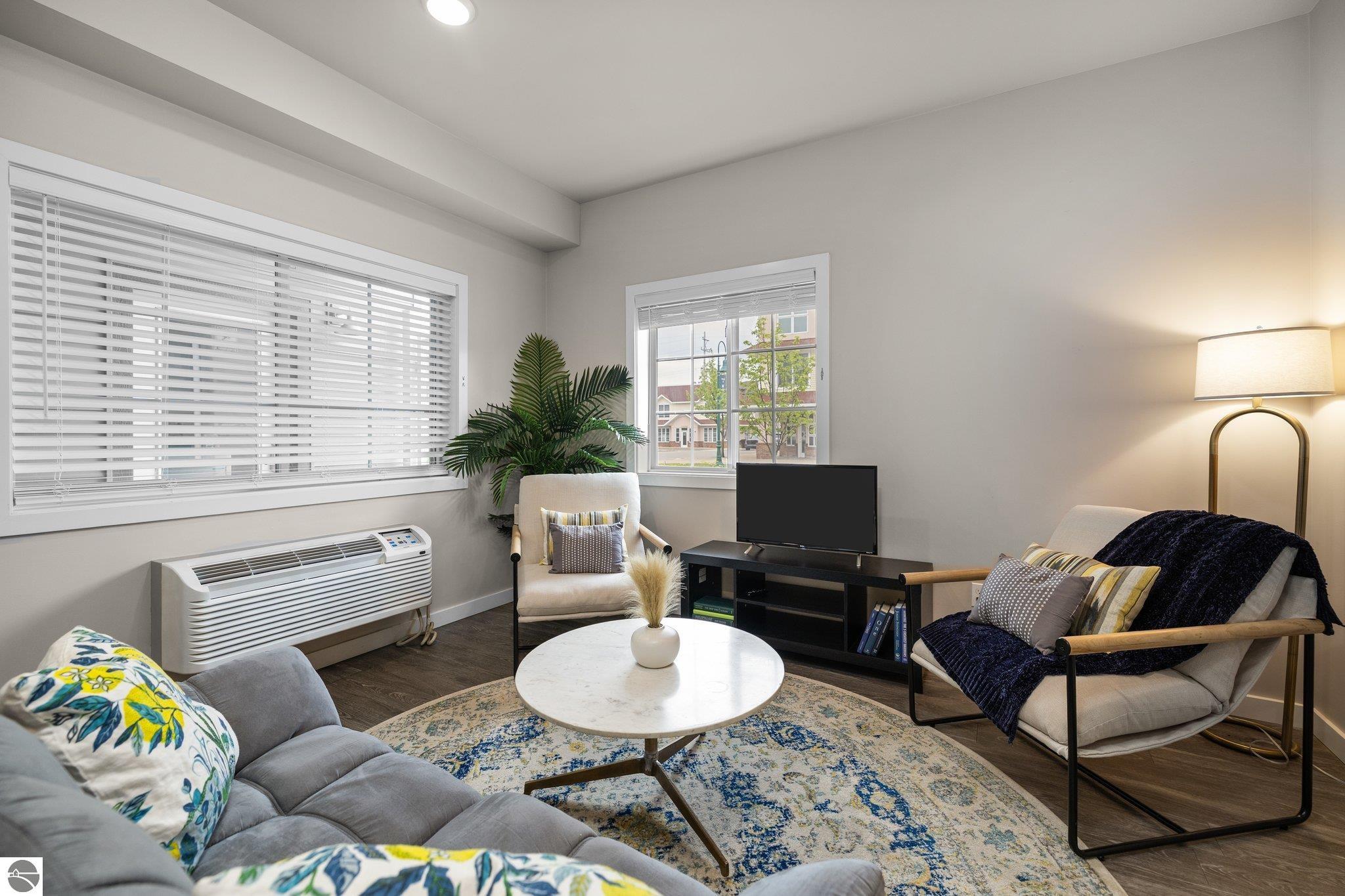 619 E Eighth Street # 2