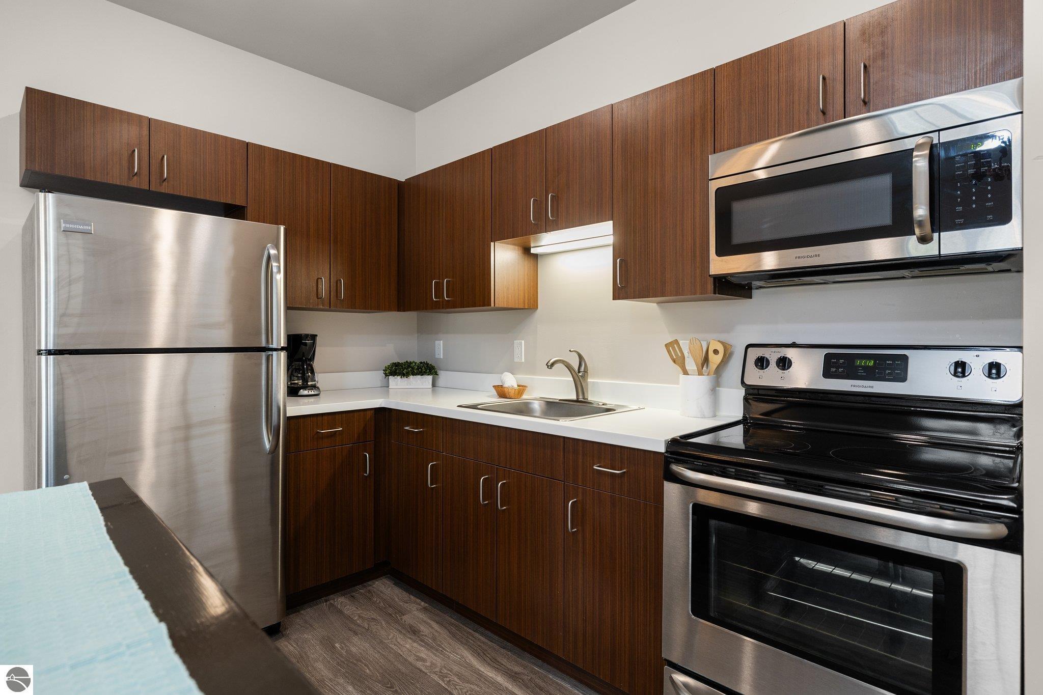 619 E Eighth Street # 2