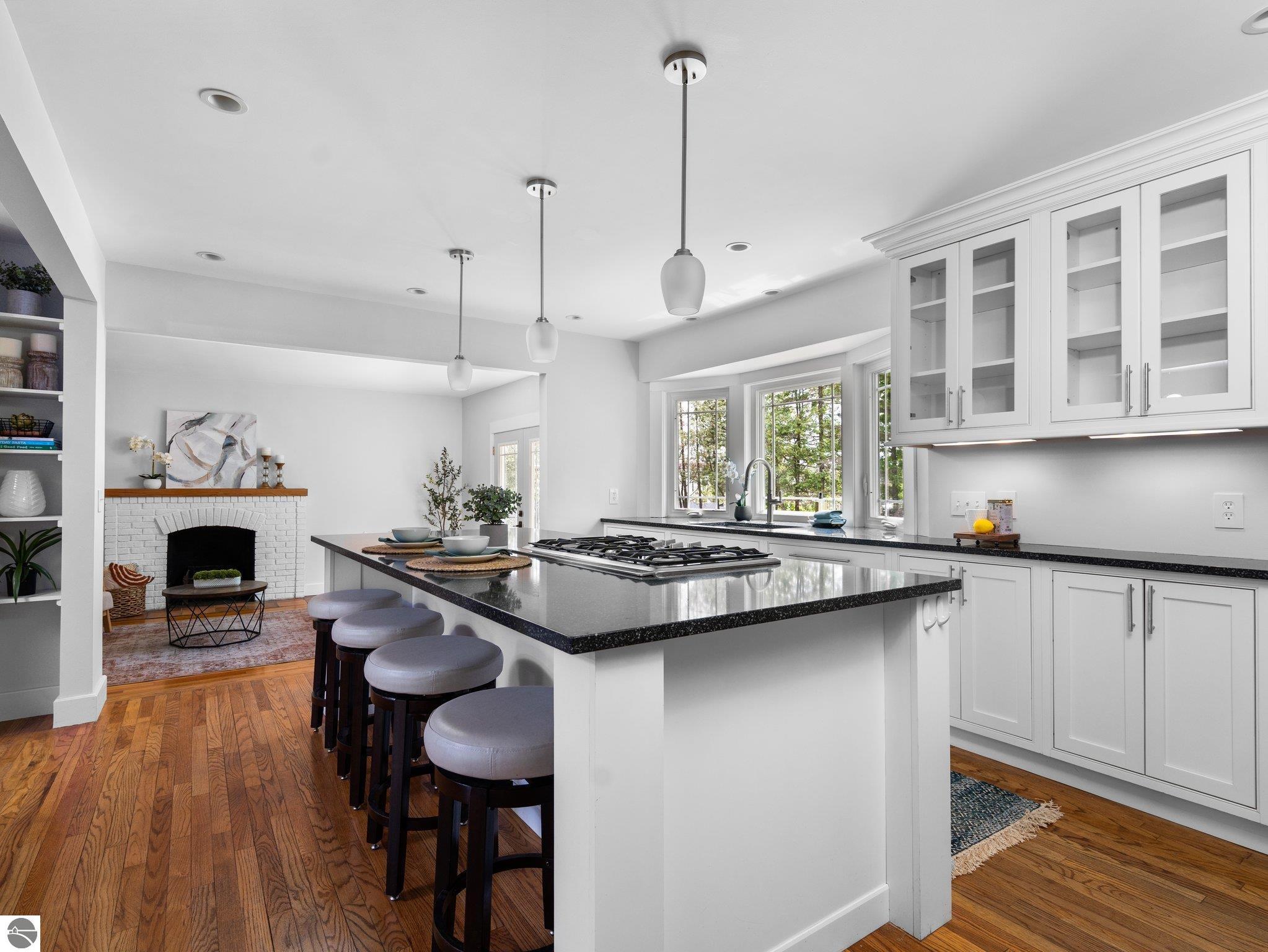 107 Hillcrest Court