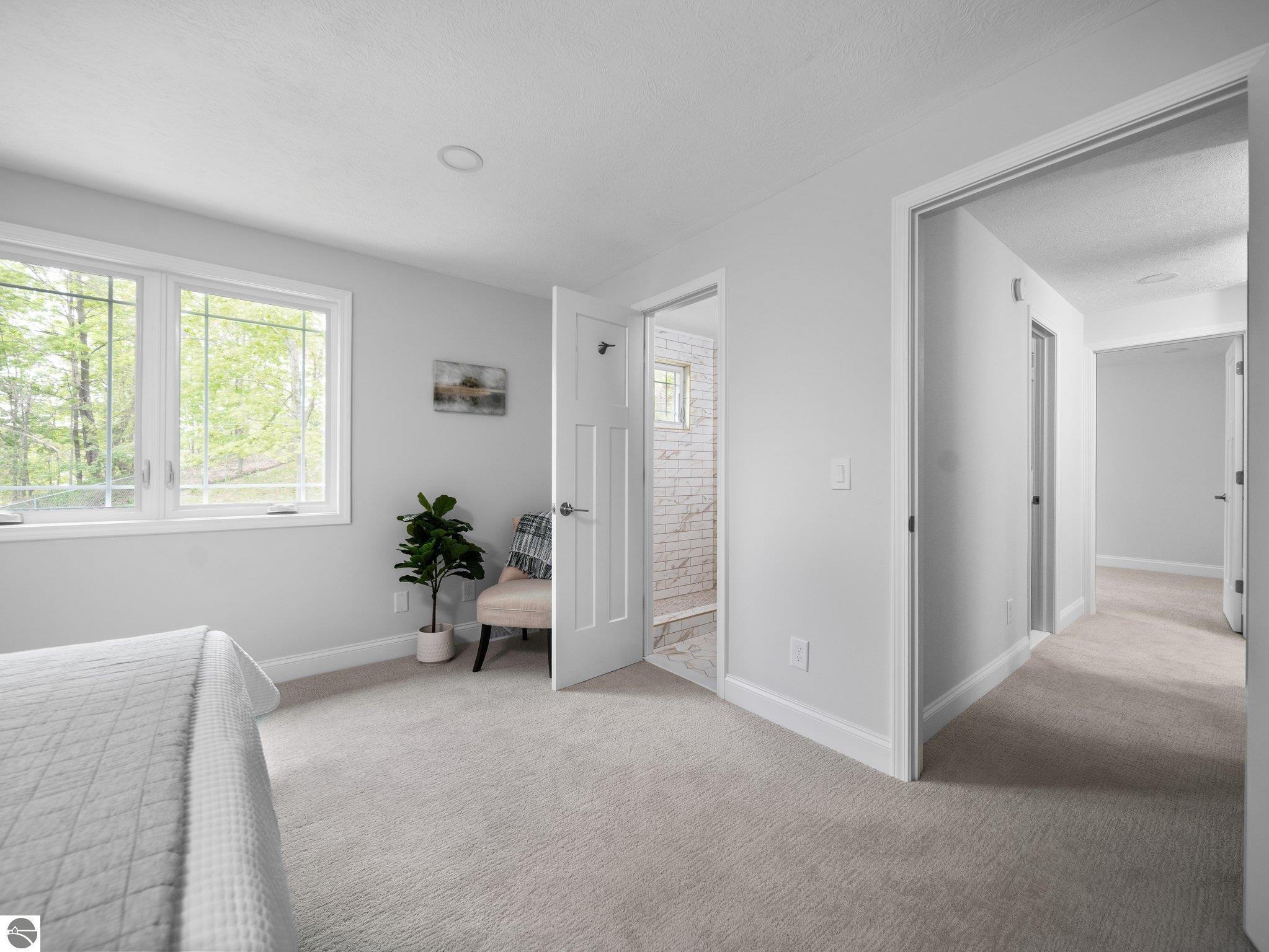 107 Hillcrest Court