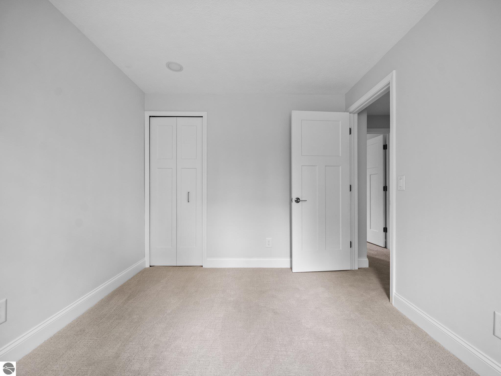 107 Hillcrest Court