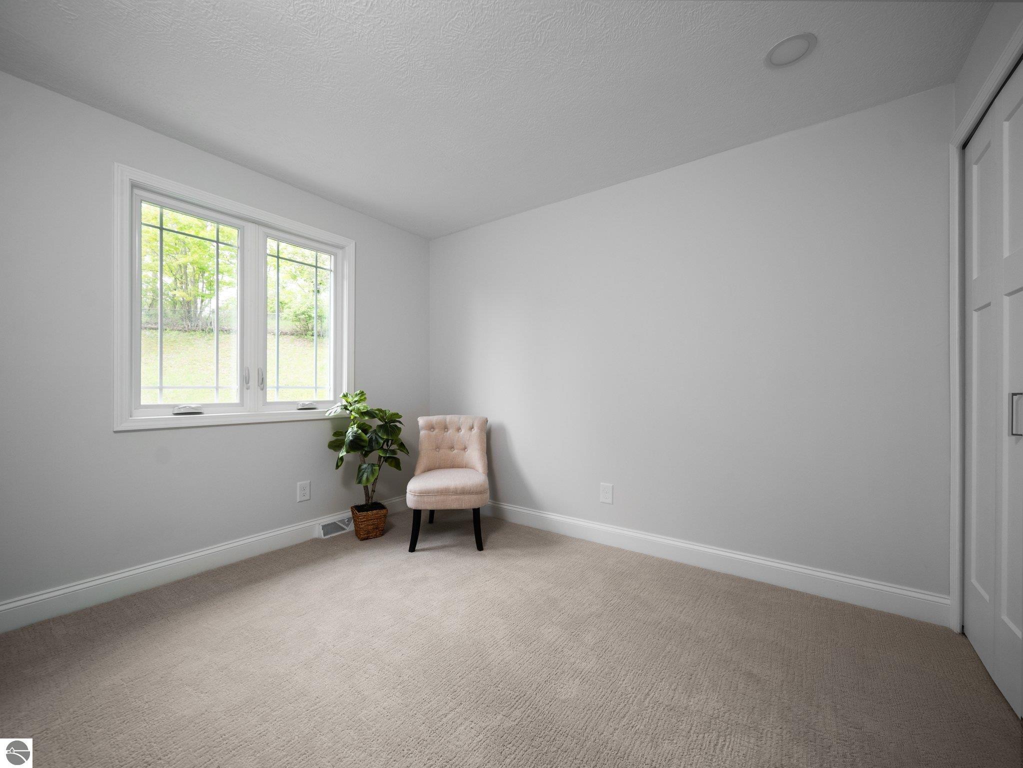 107 Hillcrest Court
