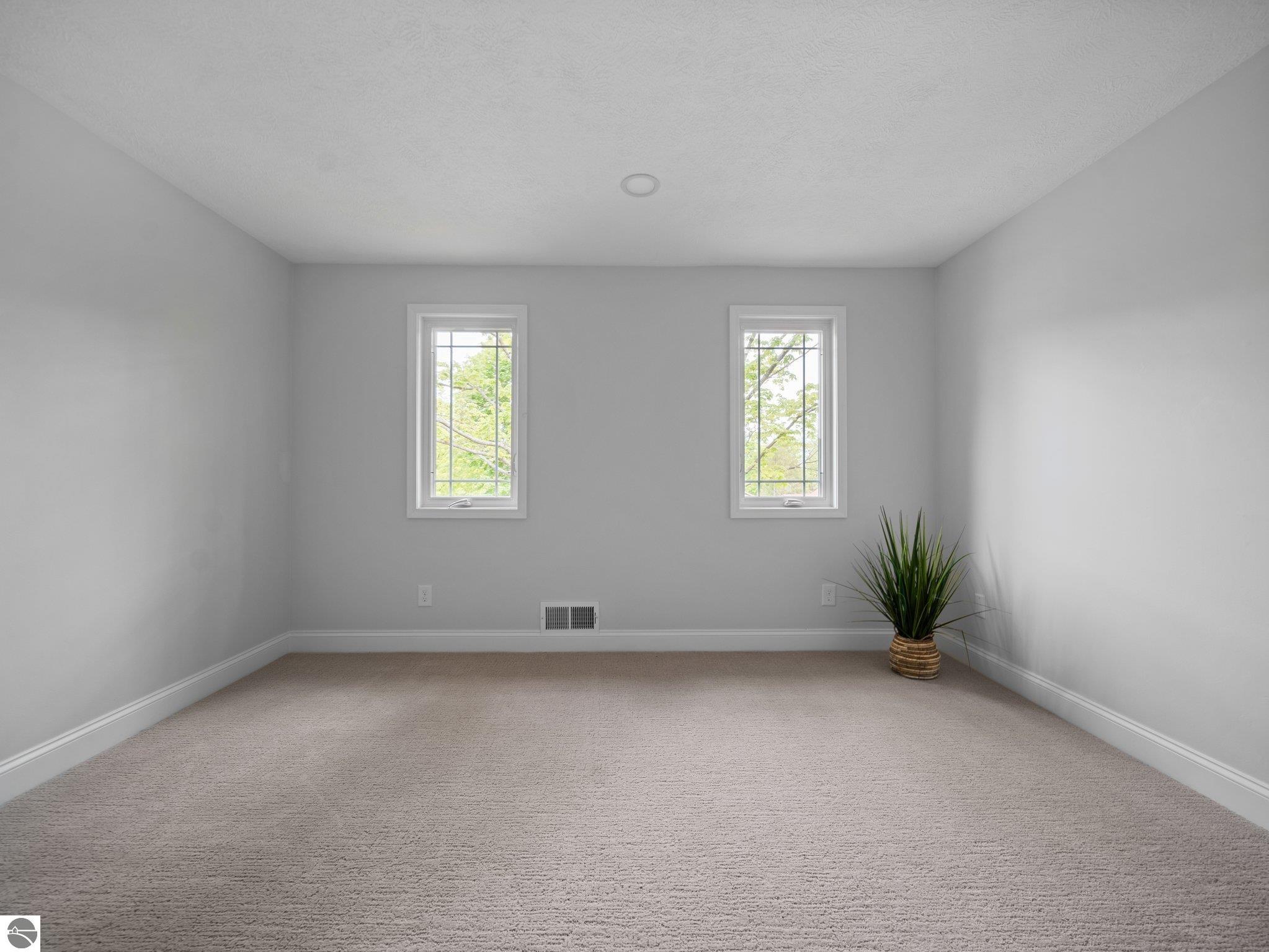 107 Hillcrest Court