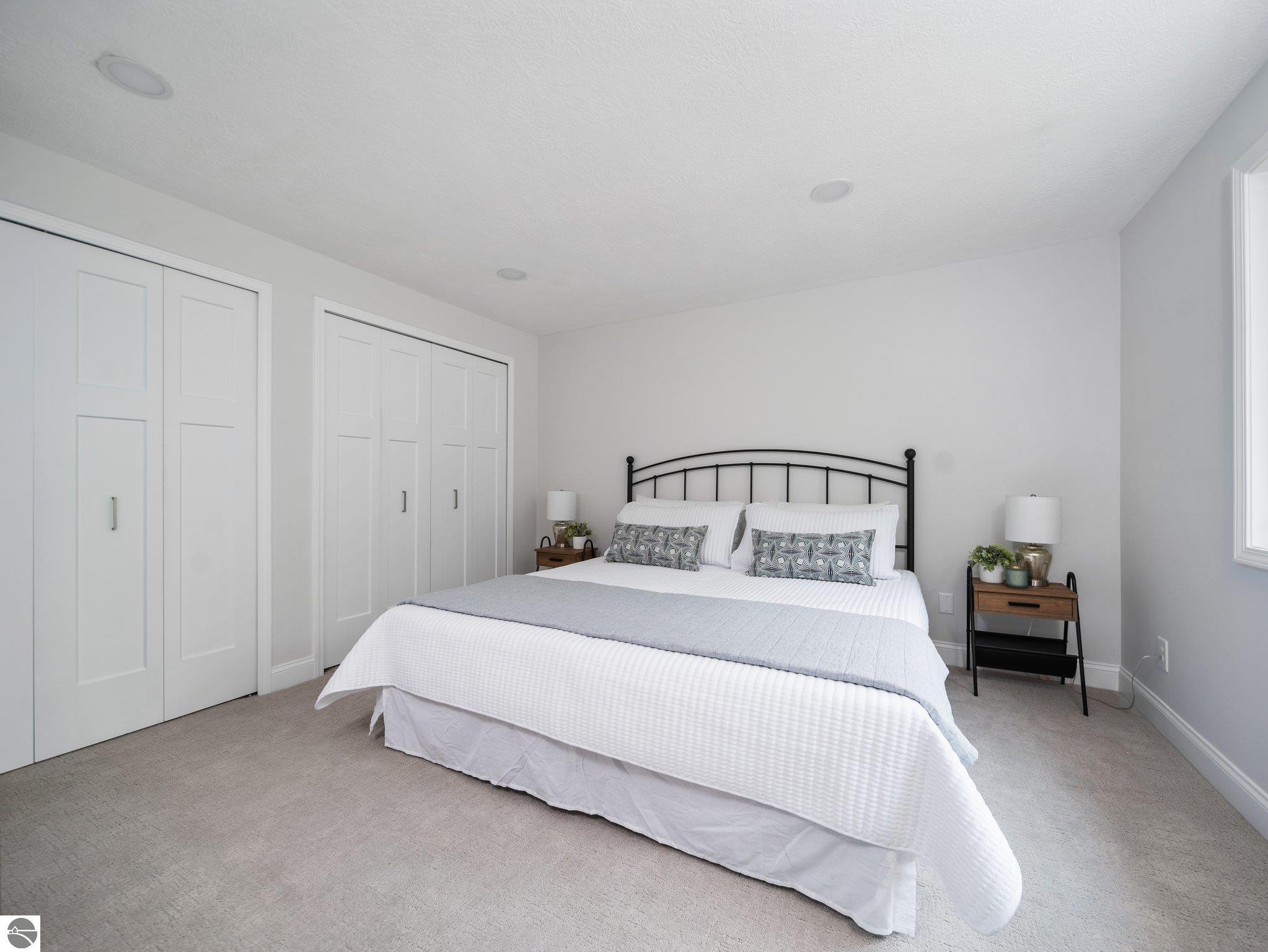 107 Hillcrest Court