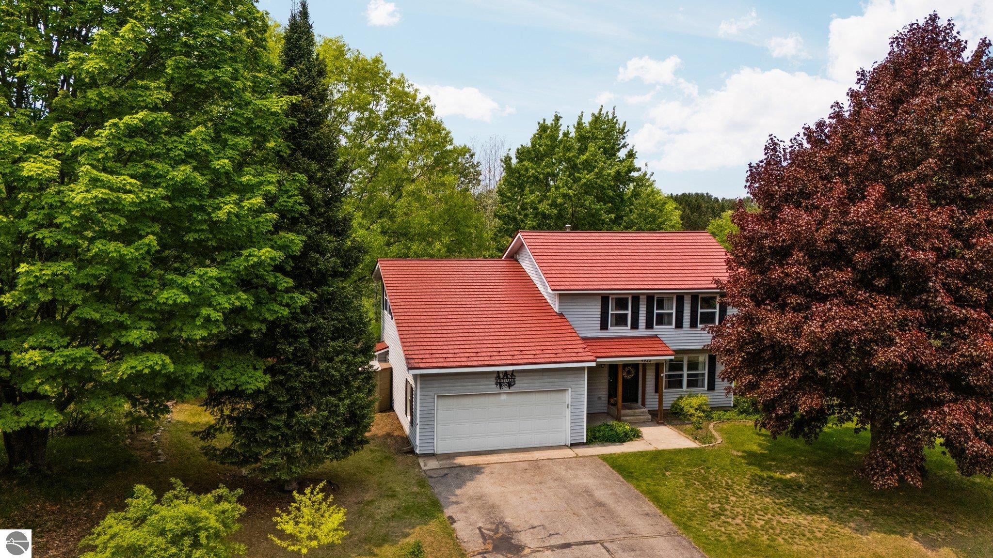 4925 Hampshire Drive