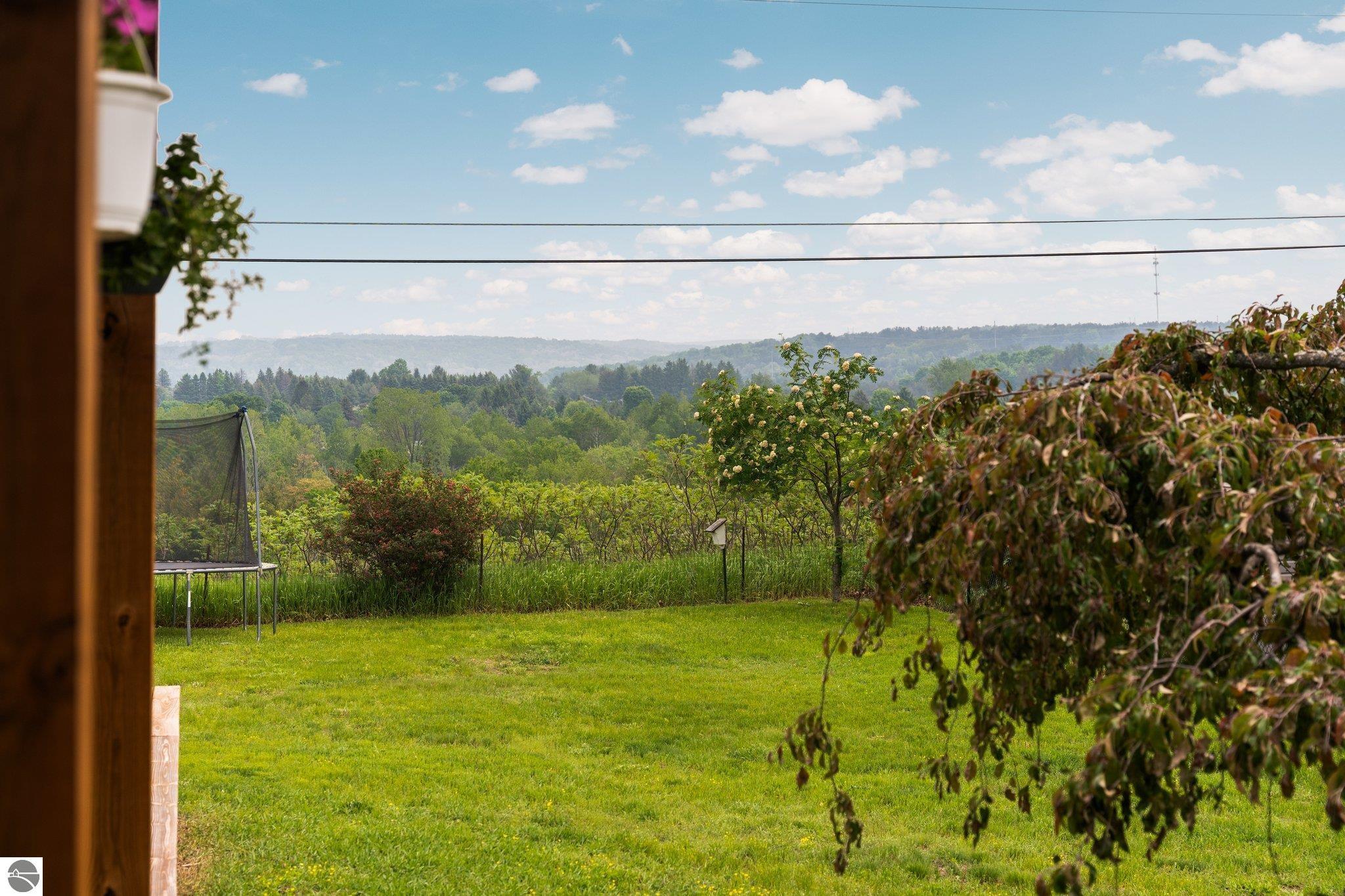 883 Valley View Drive