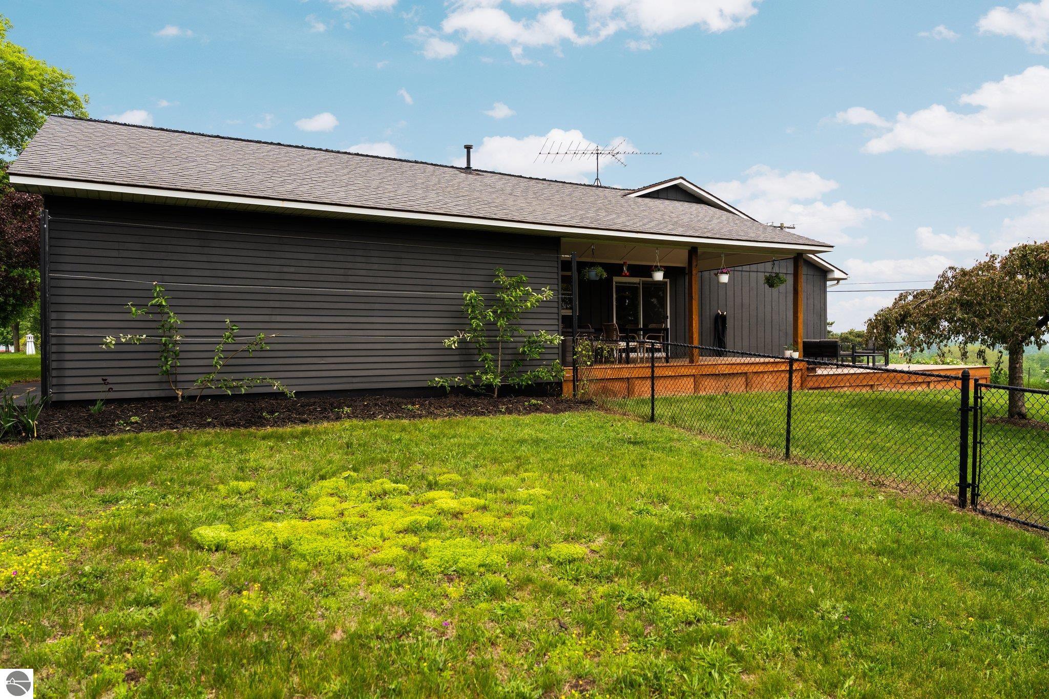 883 Valley View Drive