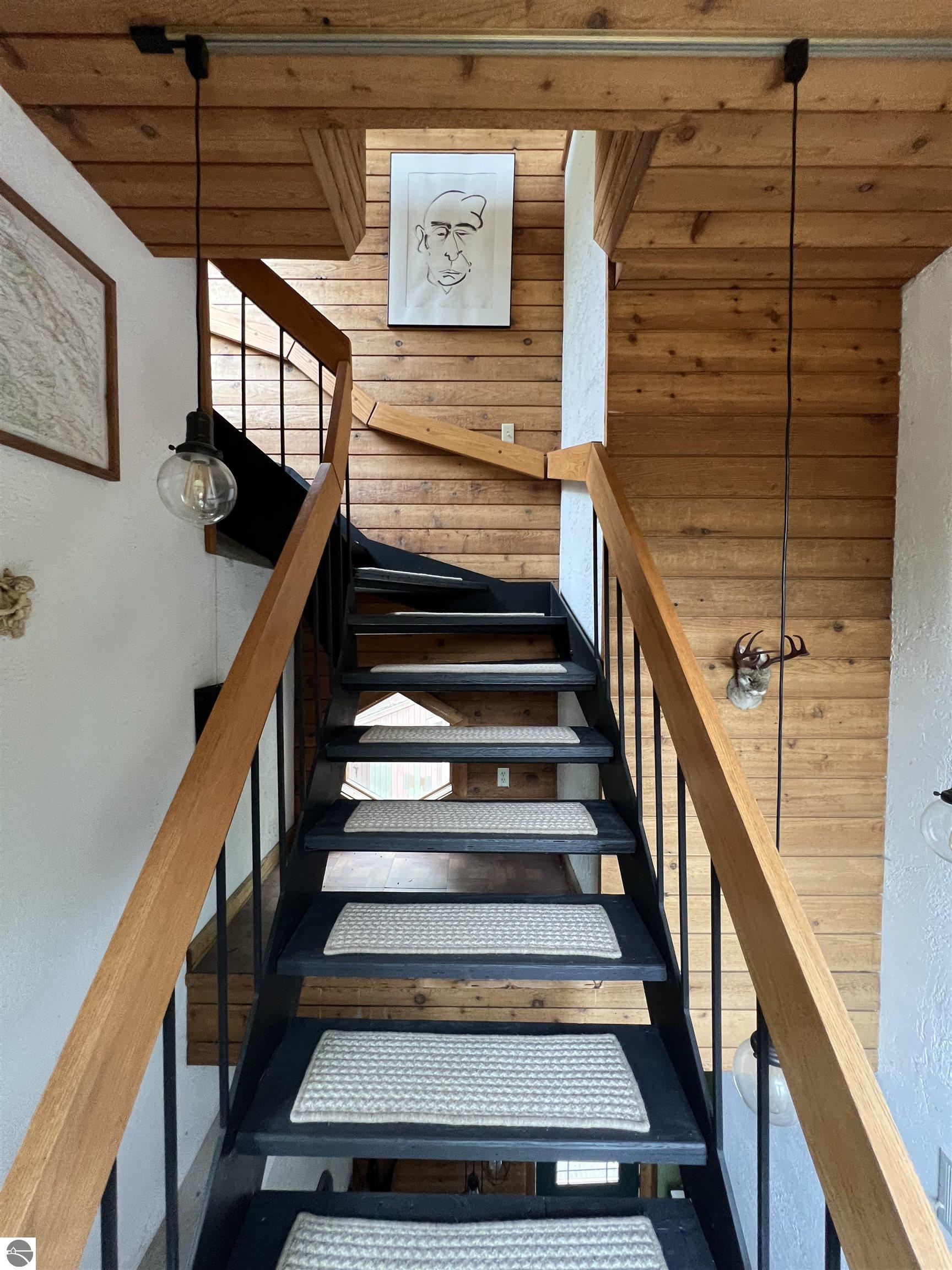 2835 Keewaydin Trail