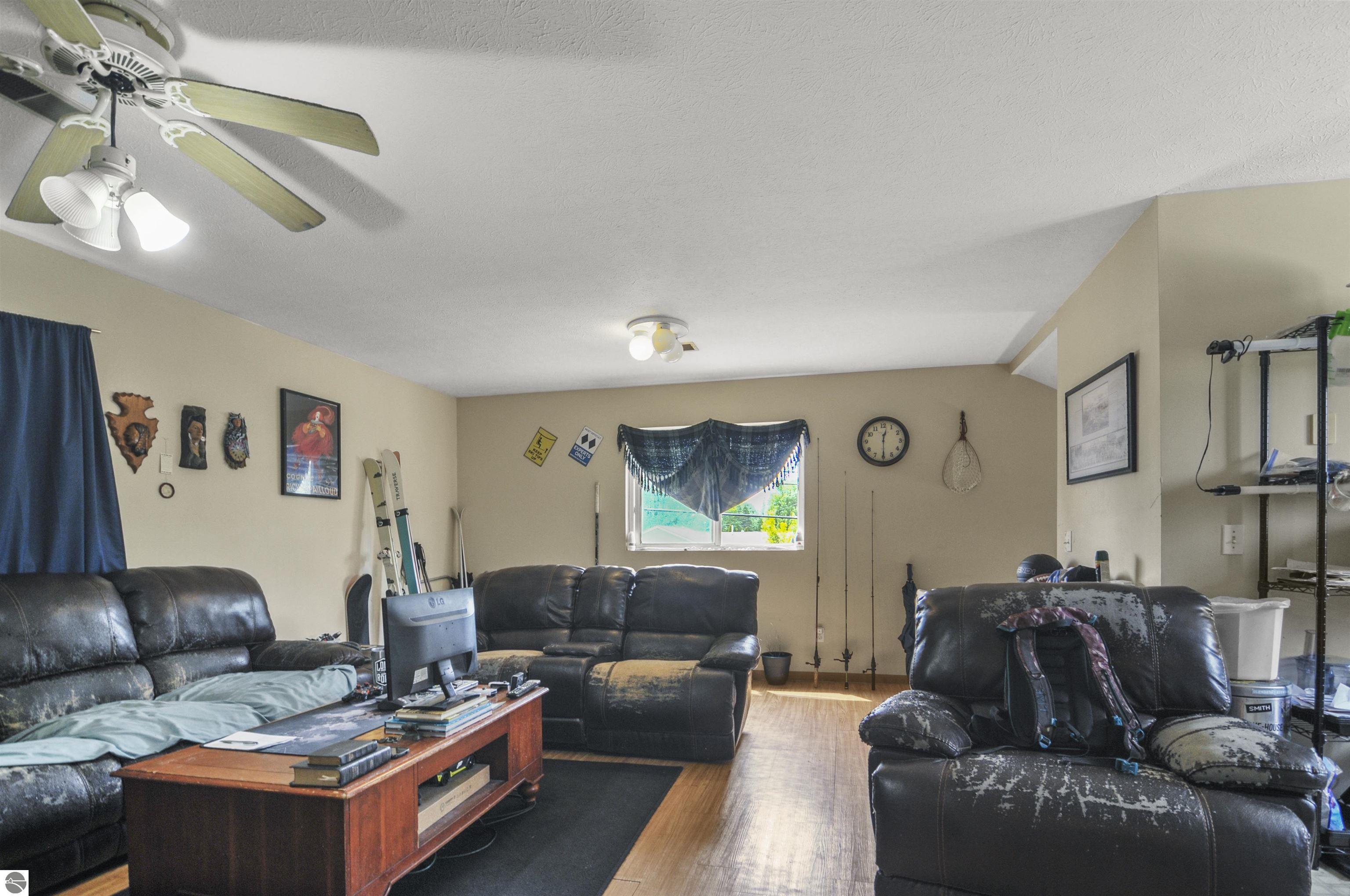 1404/1406 W Division Street