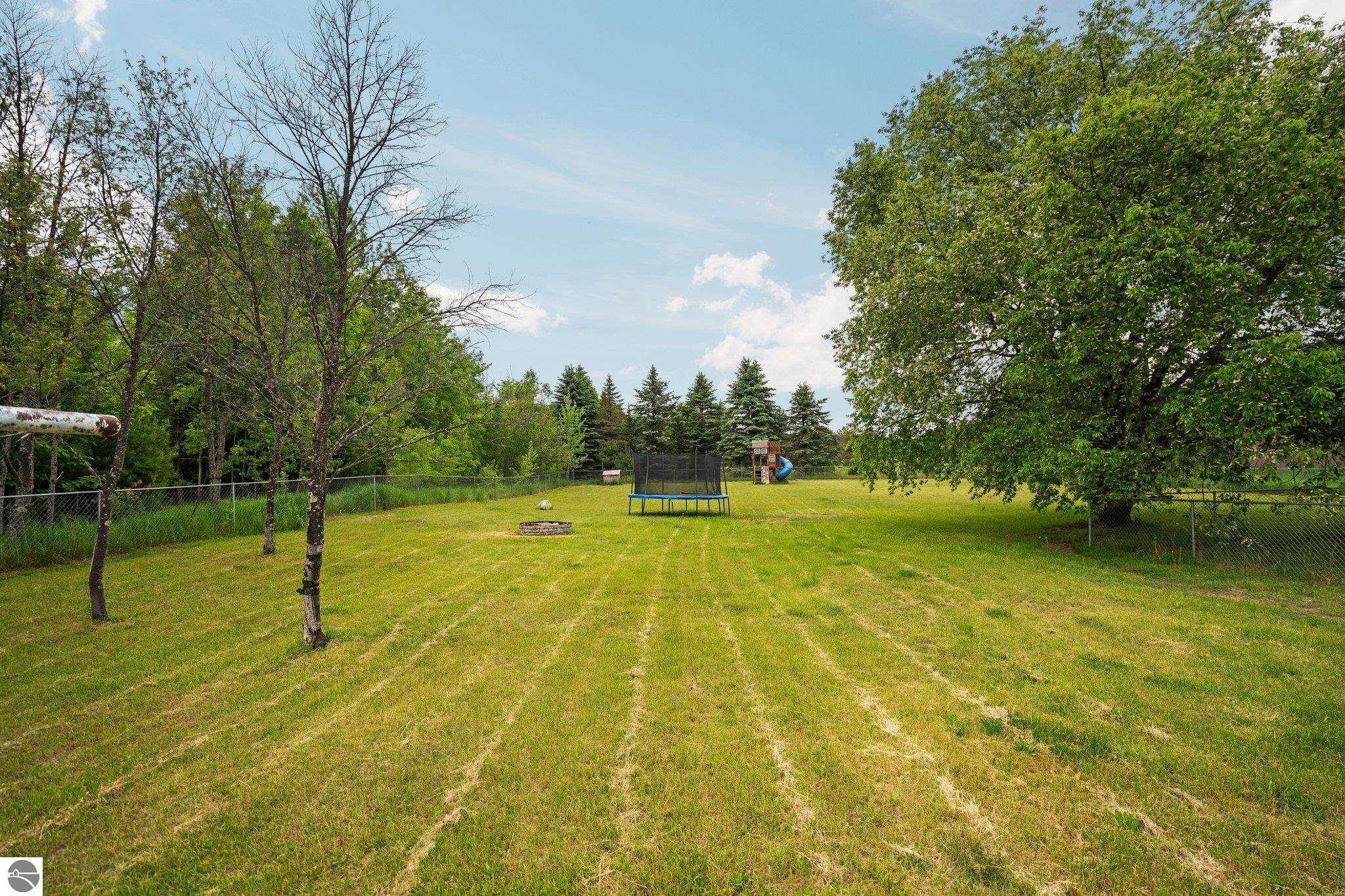 738 Boardman Road
