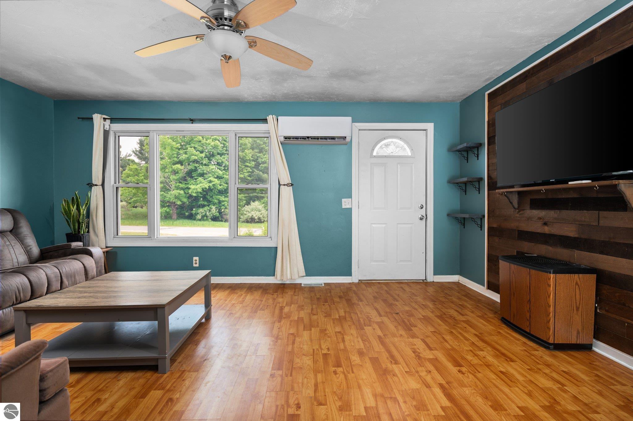 738 Boardman Road