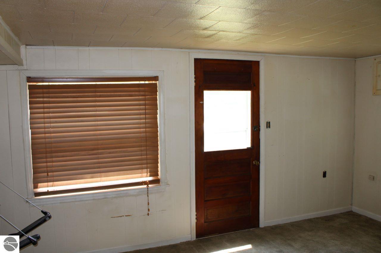 8807 NE Starvation Lake Road