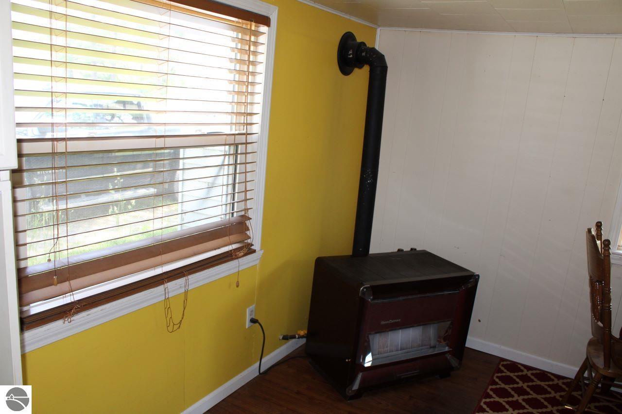 8807 NE Starvation Lake Road