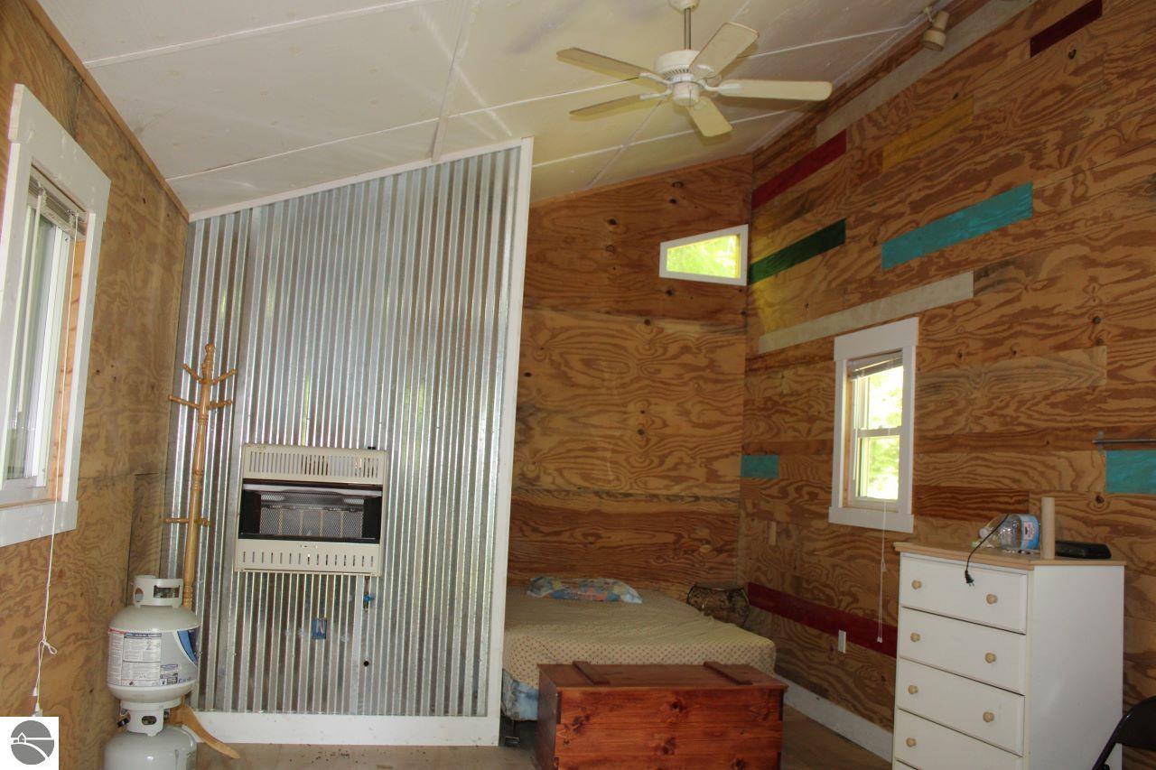 8807 NE Starvation Lake Road