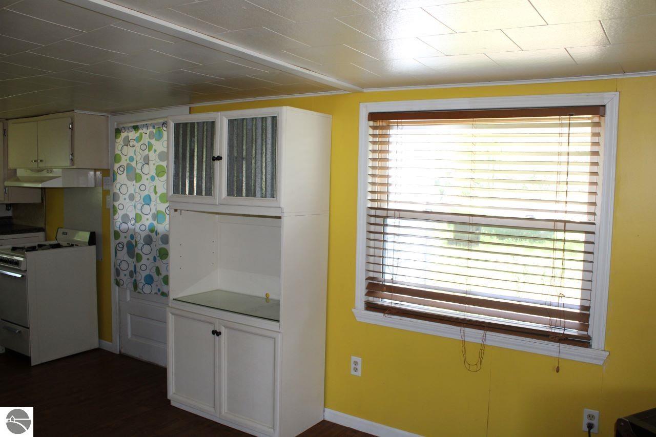 8807 NE Starvation Lake Road