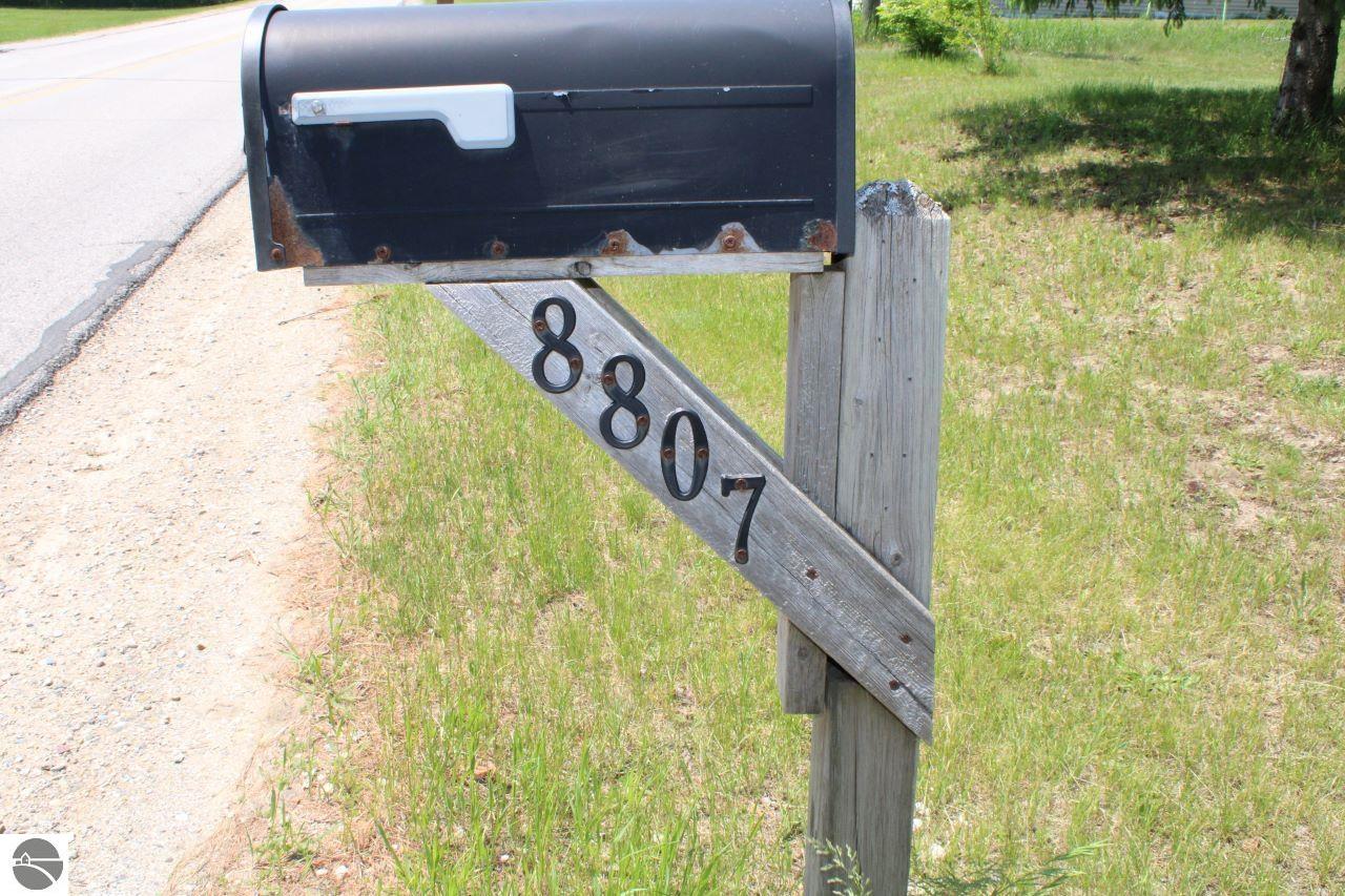 8807 NE Starvation Lake Road