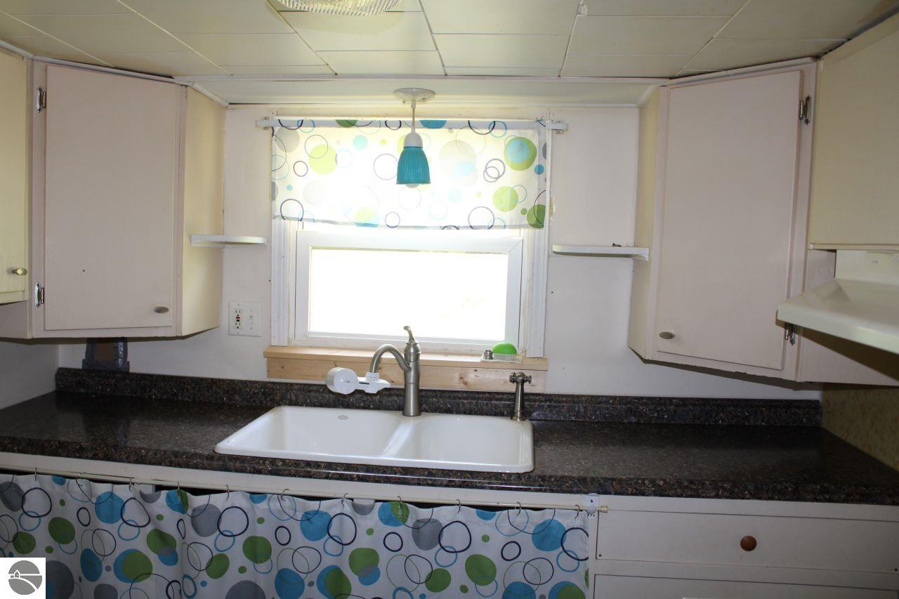 8807 NE Starvation Lake Road