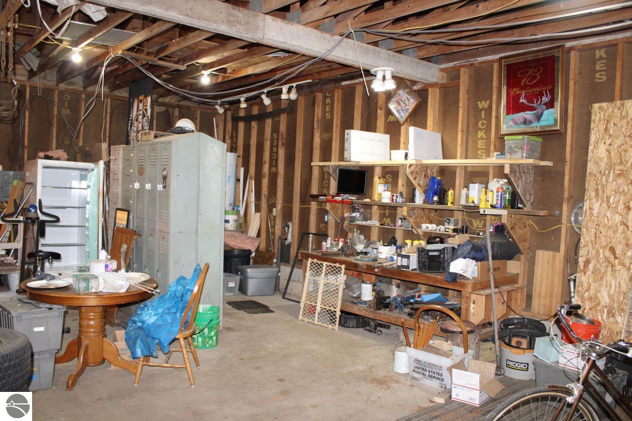 8807 NE Starvation Lake Road