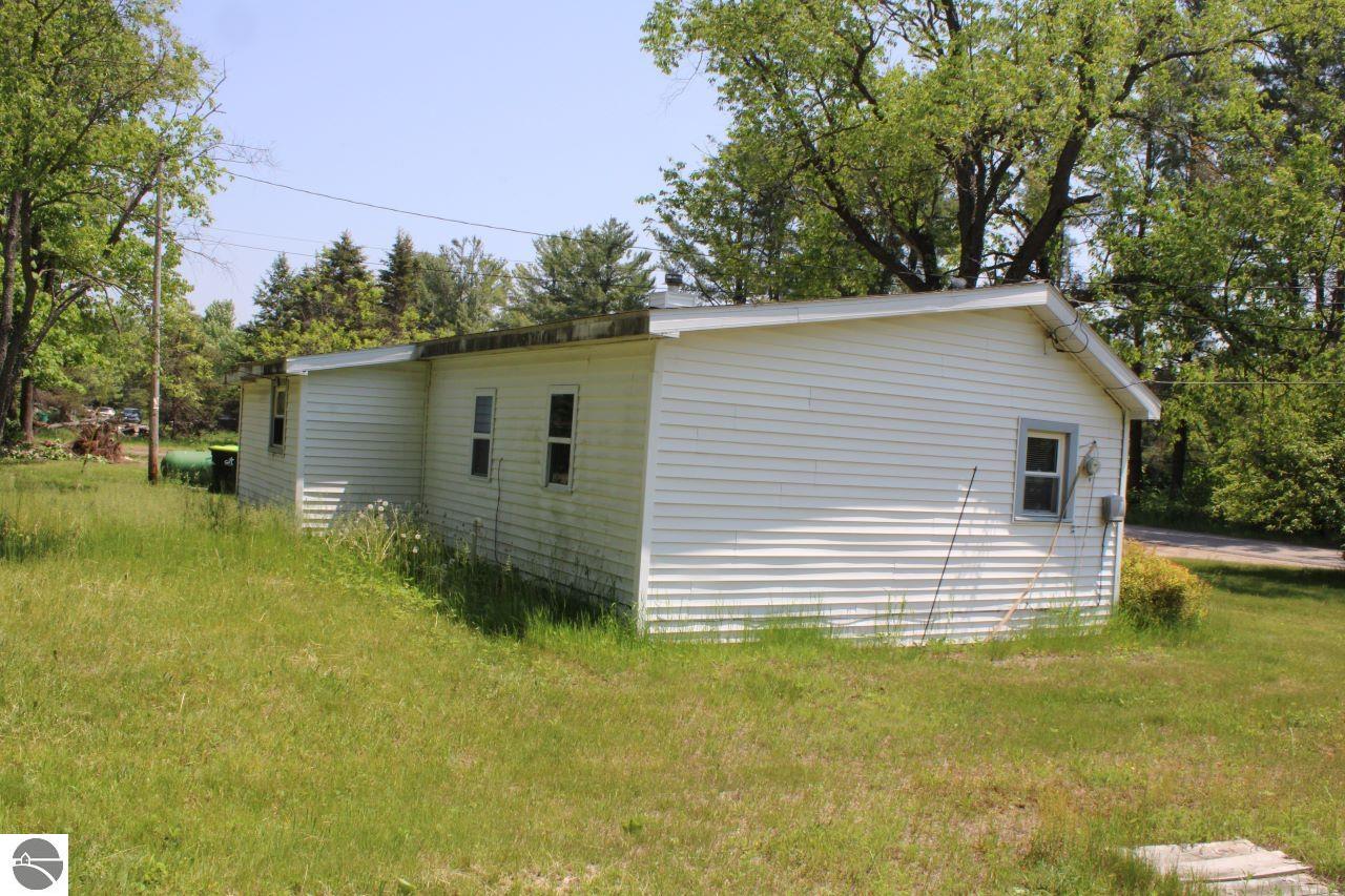 8807 NE Starvation Lake Road