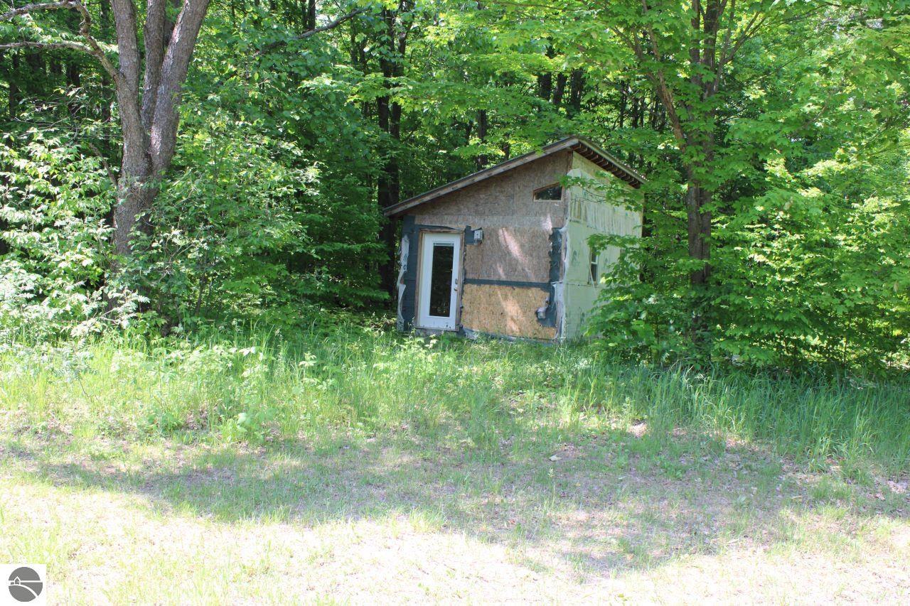 8807 NE Starvation Lake Road