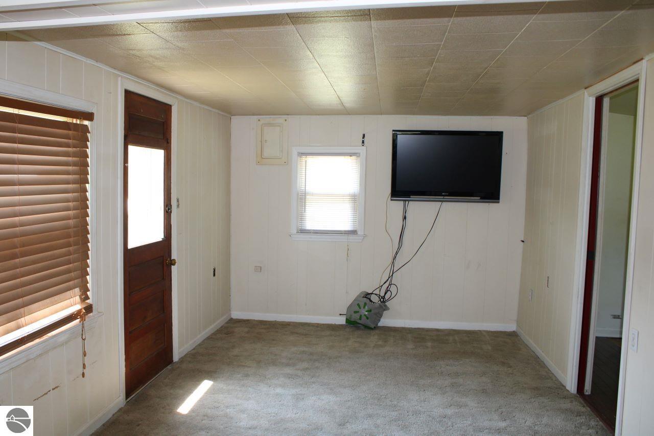 8807 NE Starvation Lake Road