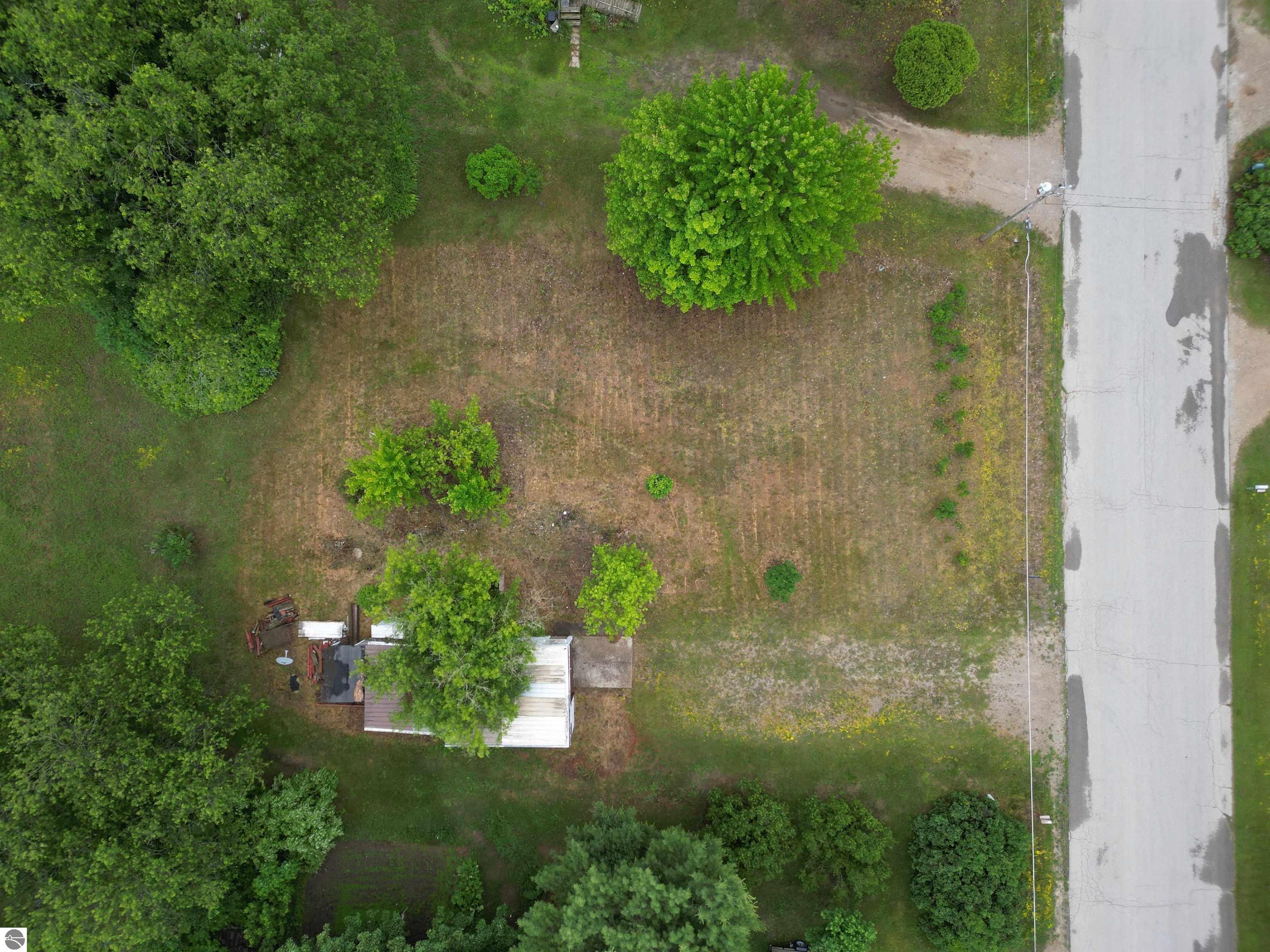 3107 Meadow Woods Drive