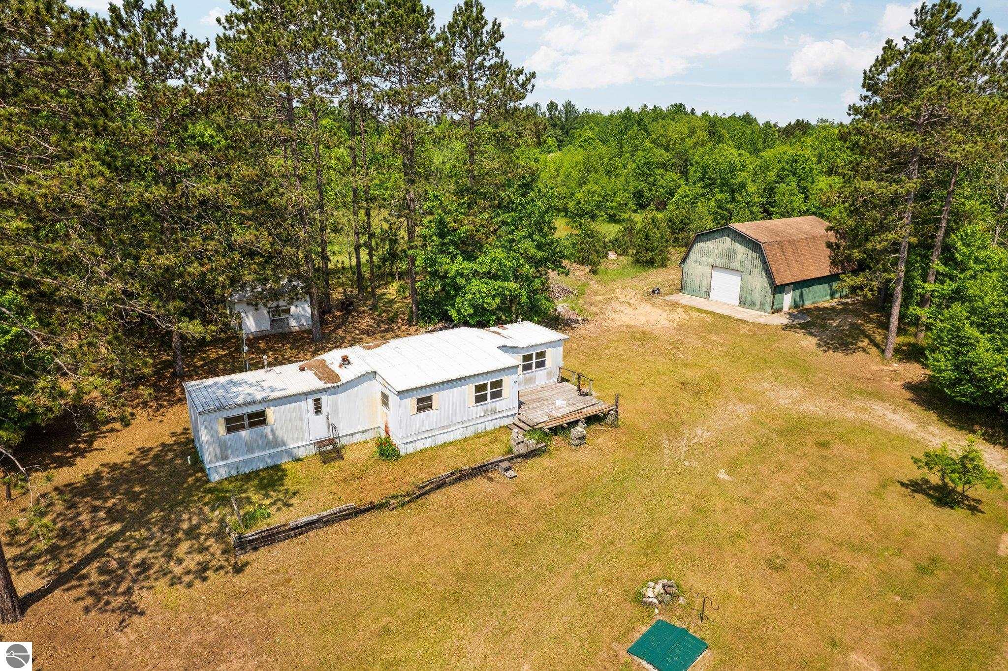 6038 SW Maple Hill Road