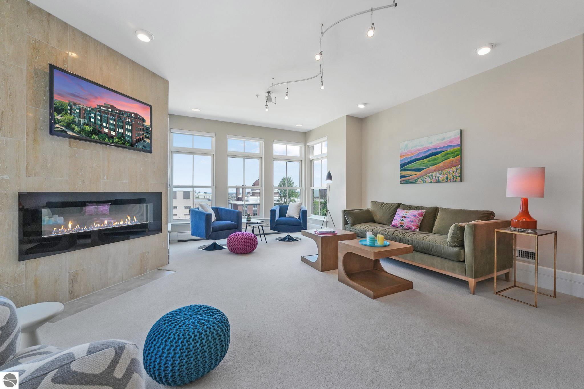 141 Rivers Edge Drive # 310